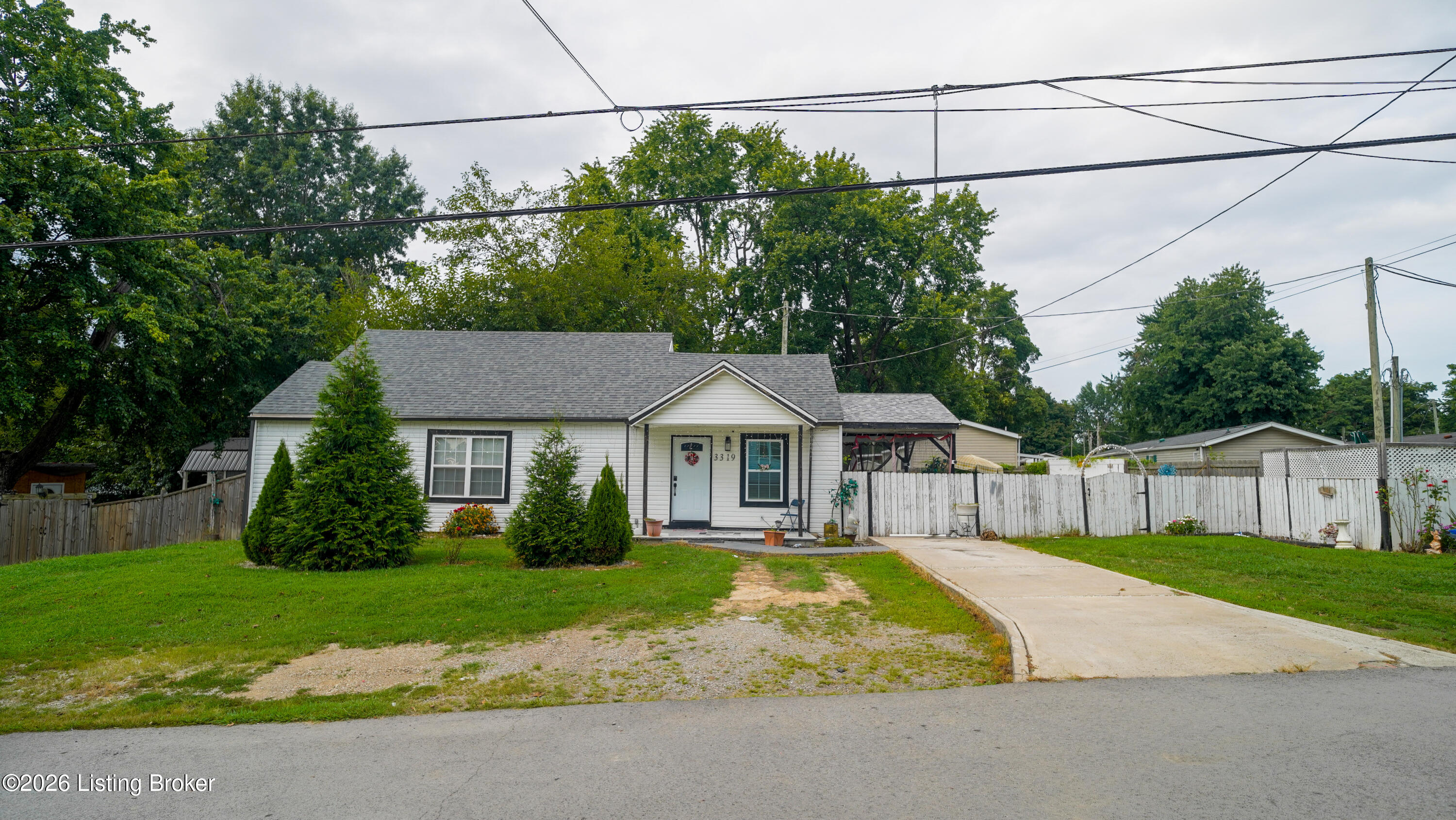 3319 Farnsley Rd — photo