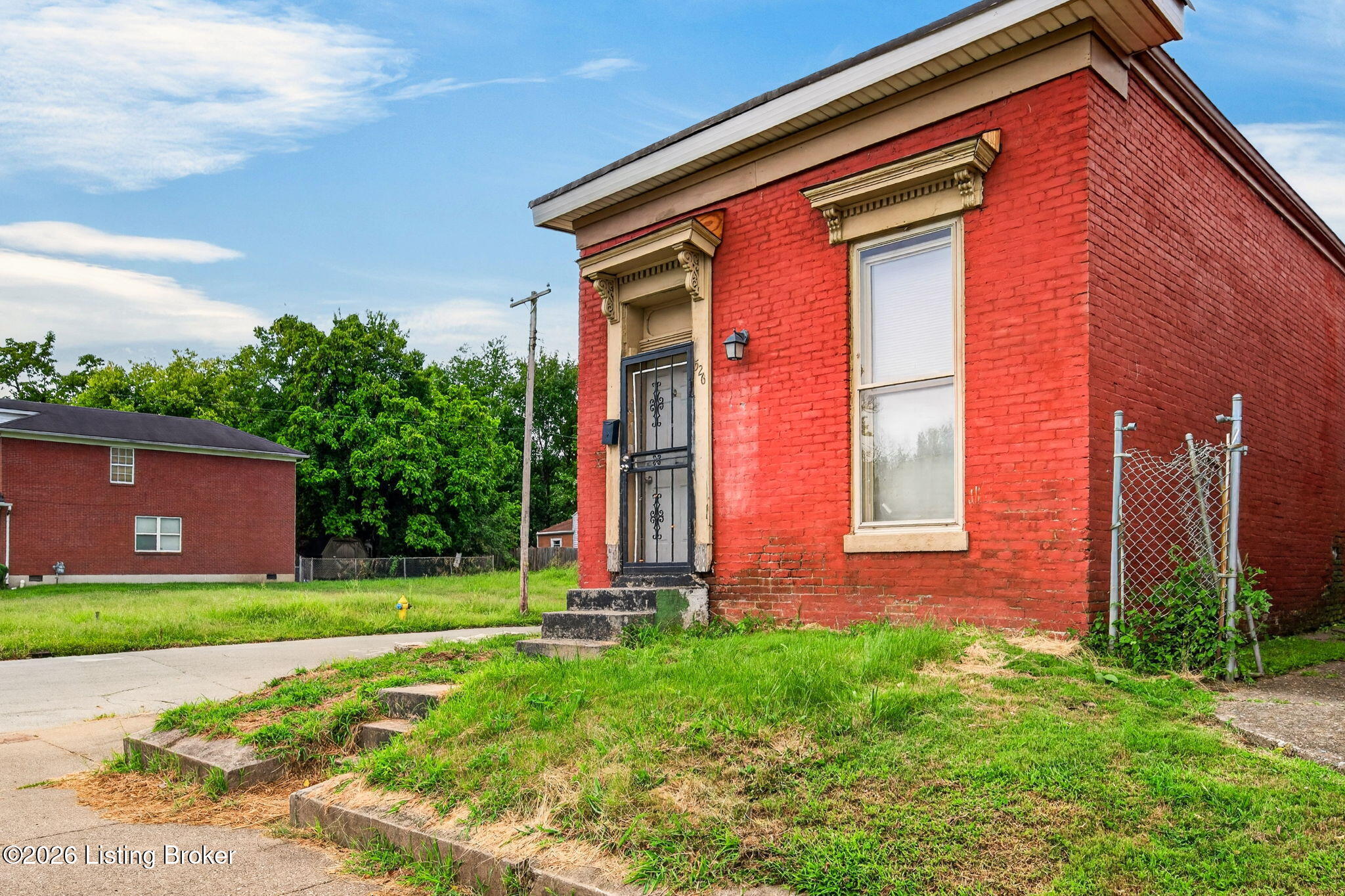 526 Dr W. J. Hodge St — photo