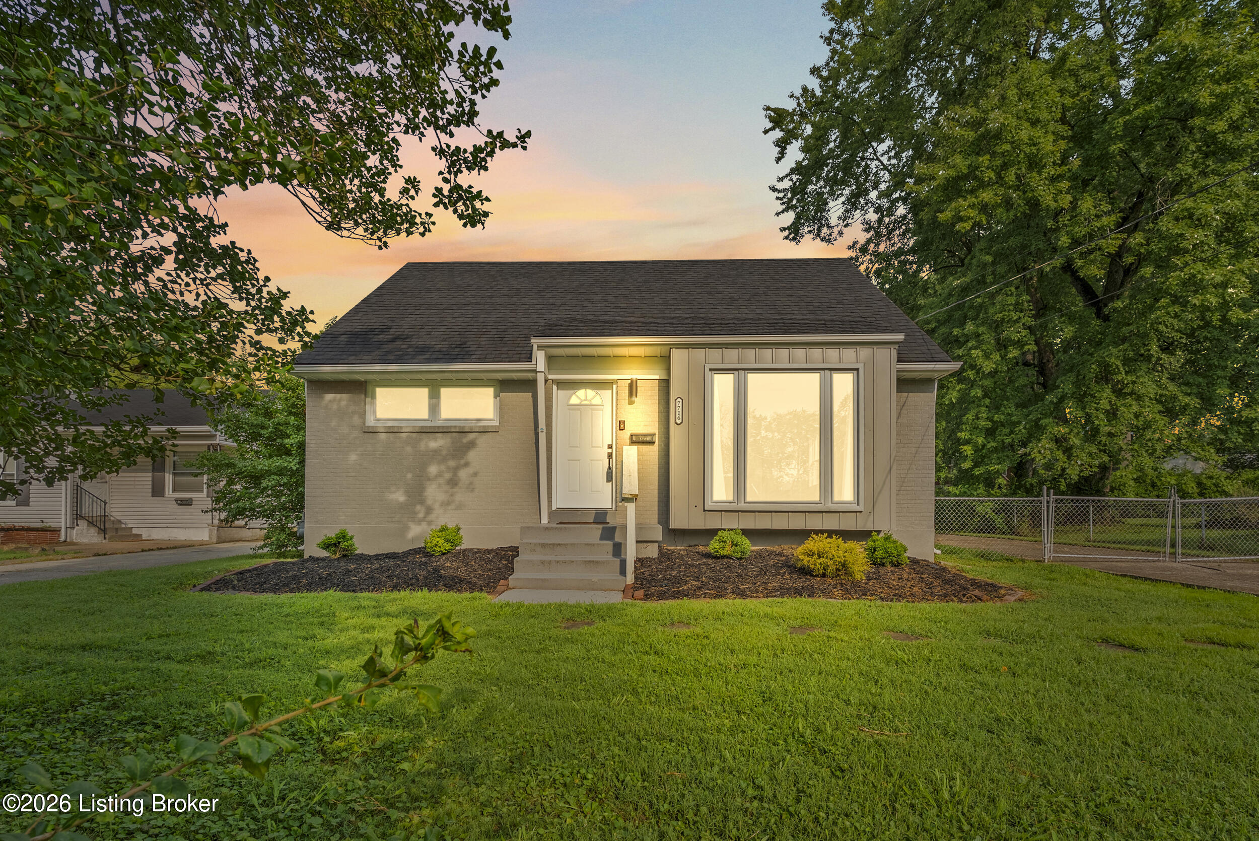 7716 Dingle Dell Rd — photo