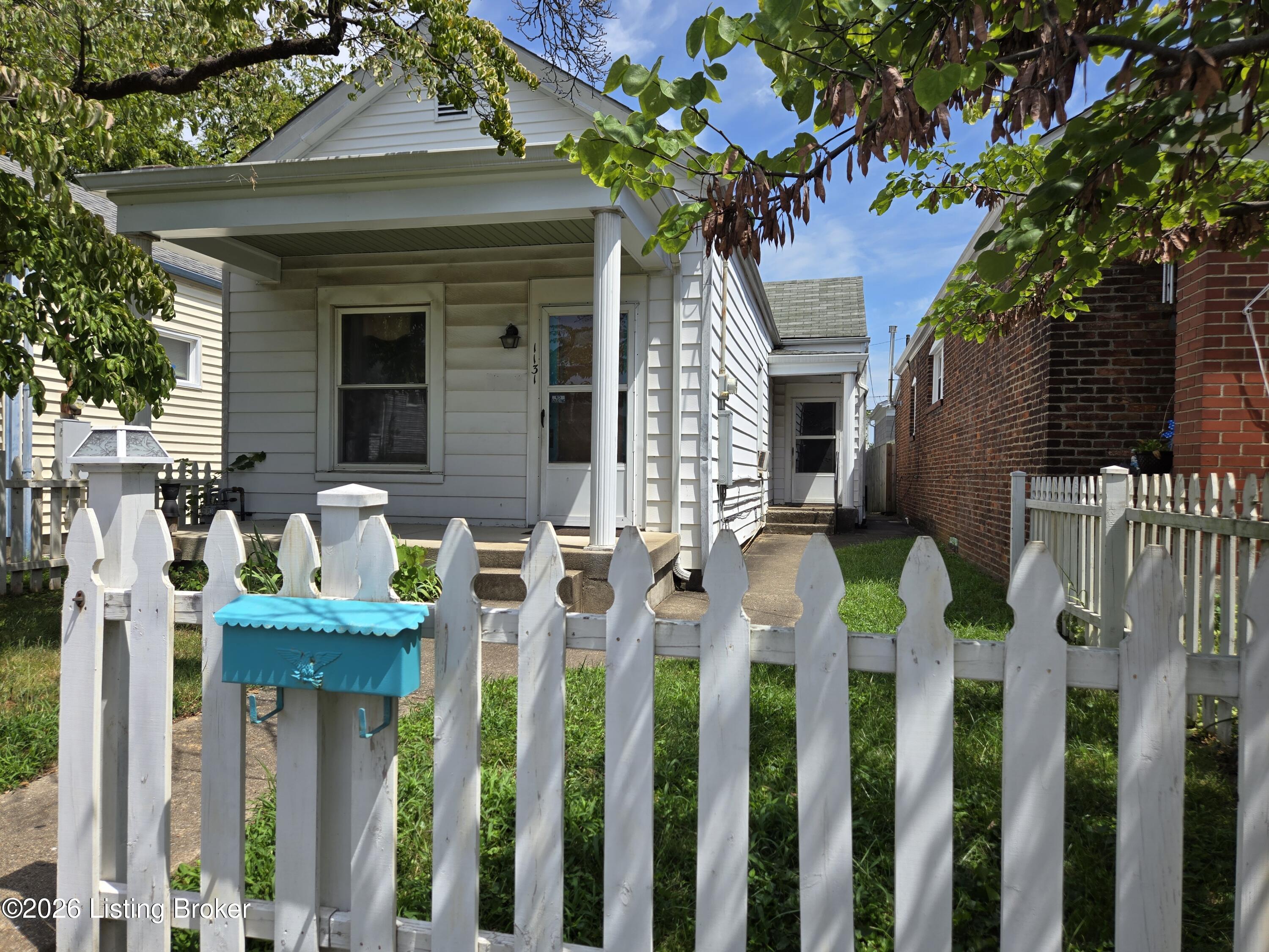1131 Rammers Ave — photo