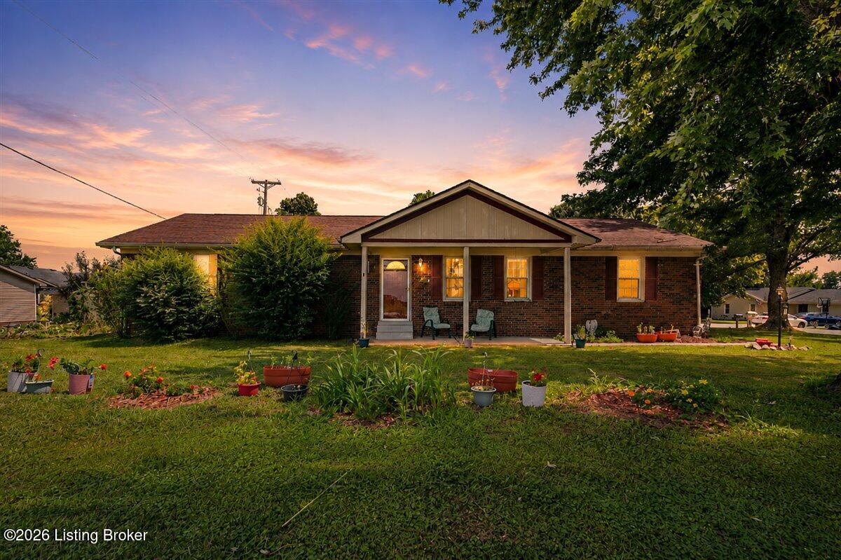 4825 Louisville Rd — photo