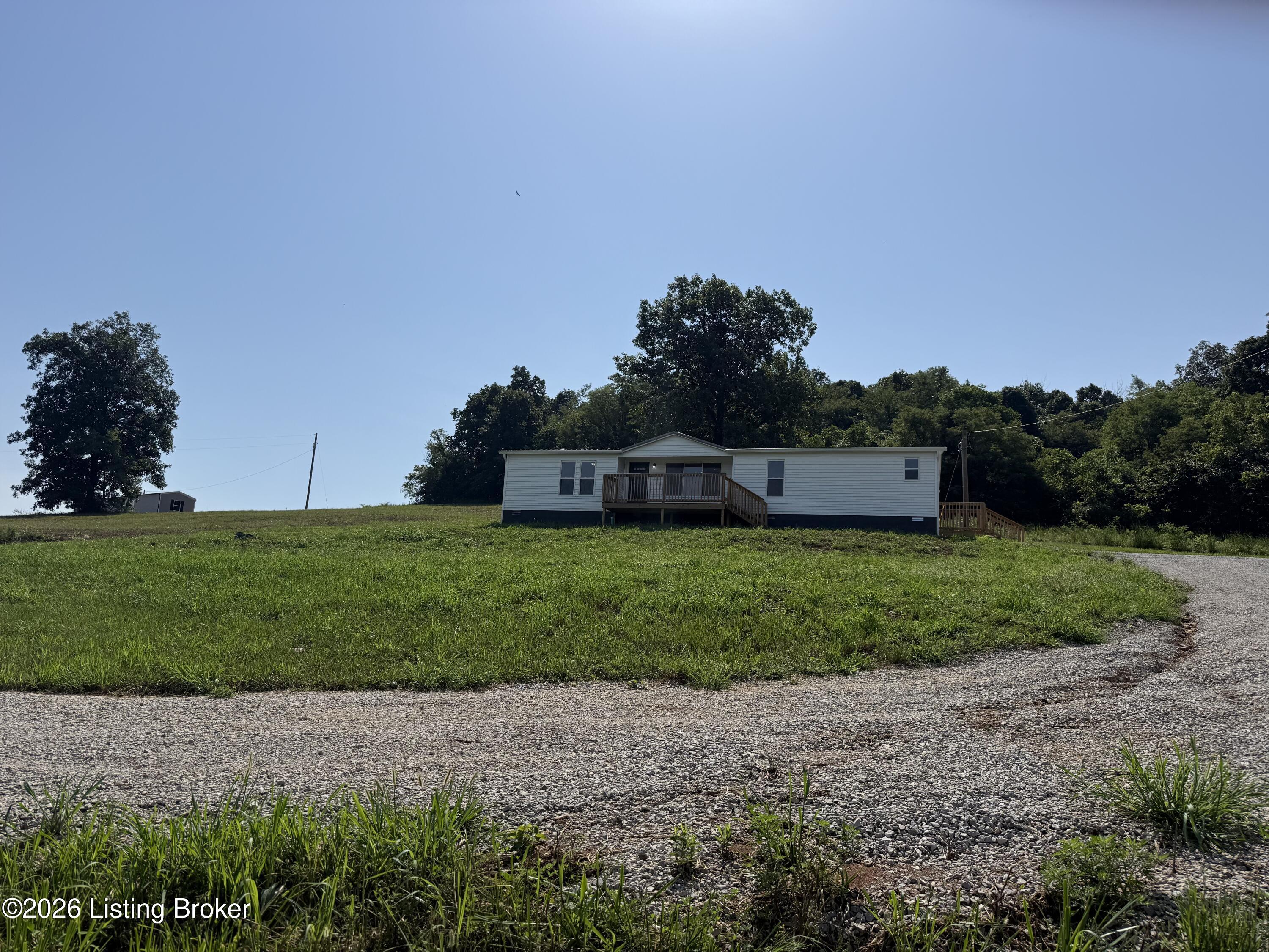 351 Cloverdale Ests Rd — photo