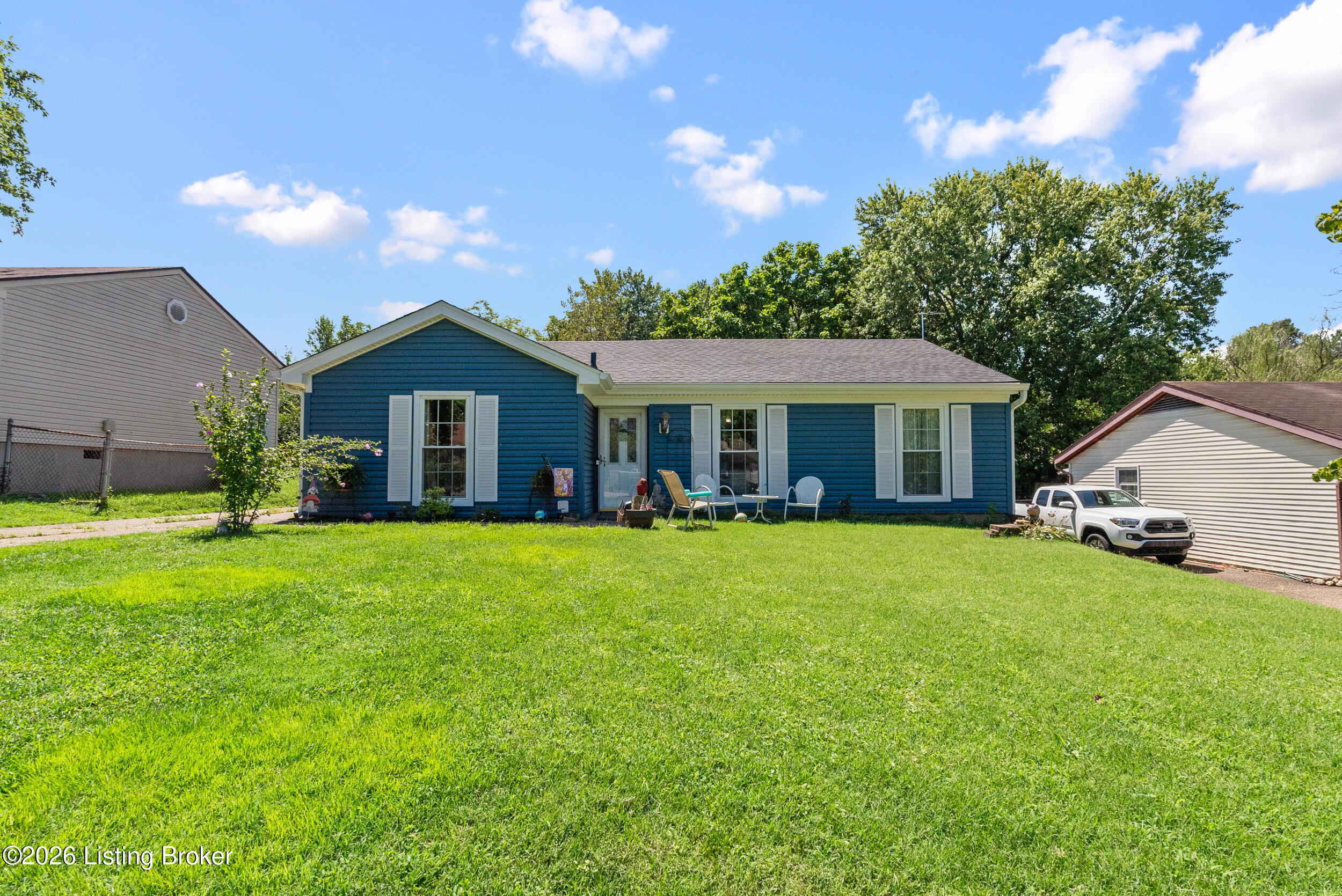 11404 Deham Dr — photo