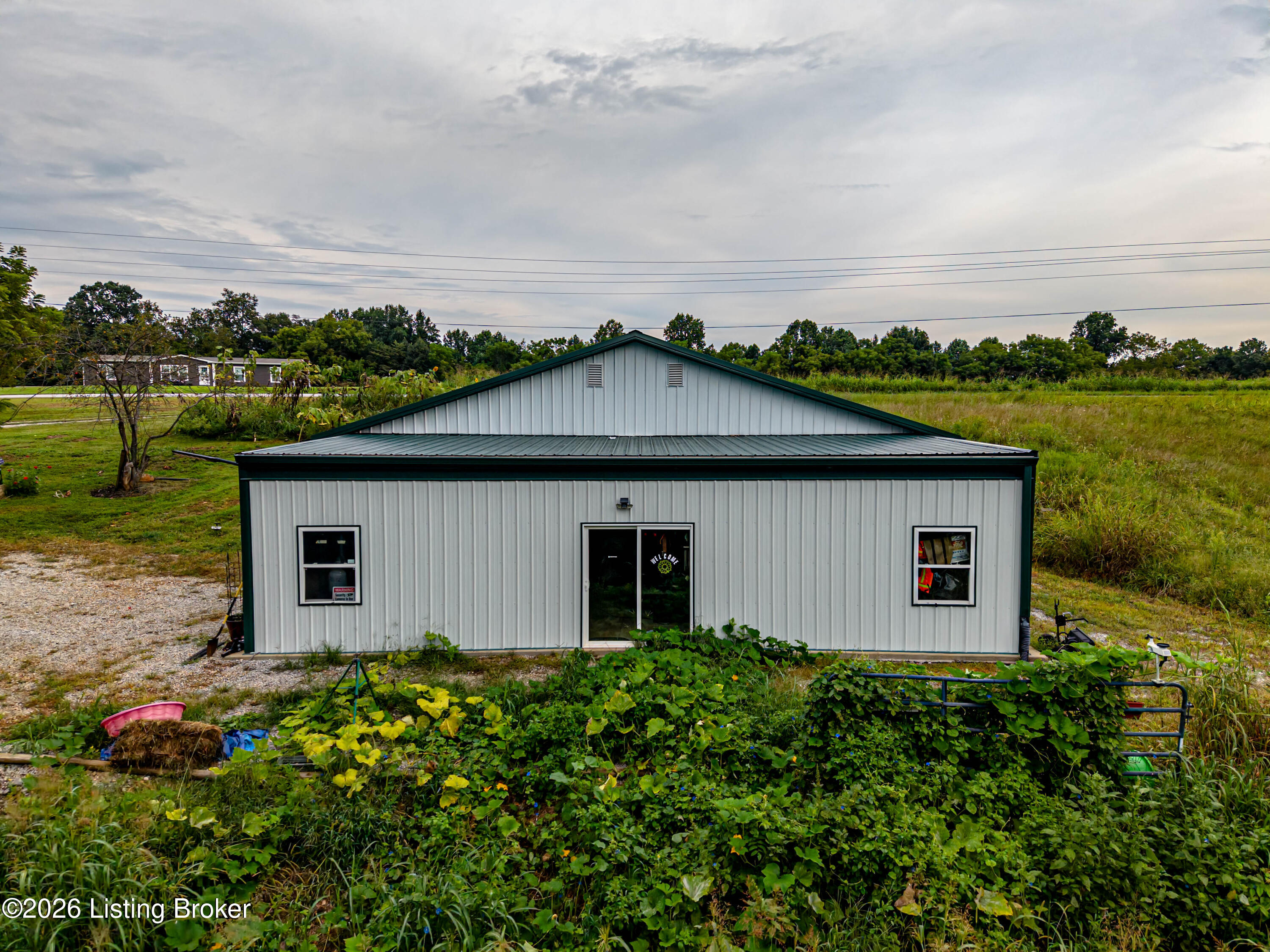 295 Bray Ridge Rd — photo