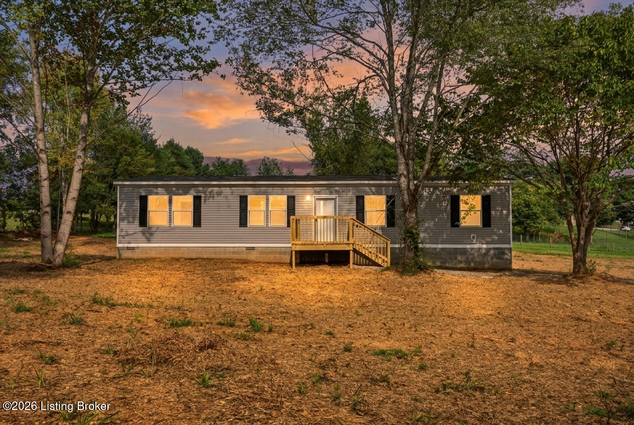 2437 Fallen Timber Rd — photo
