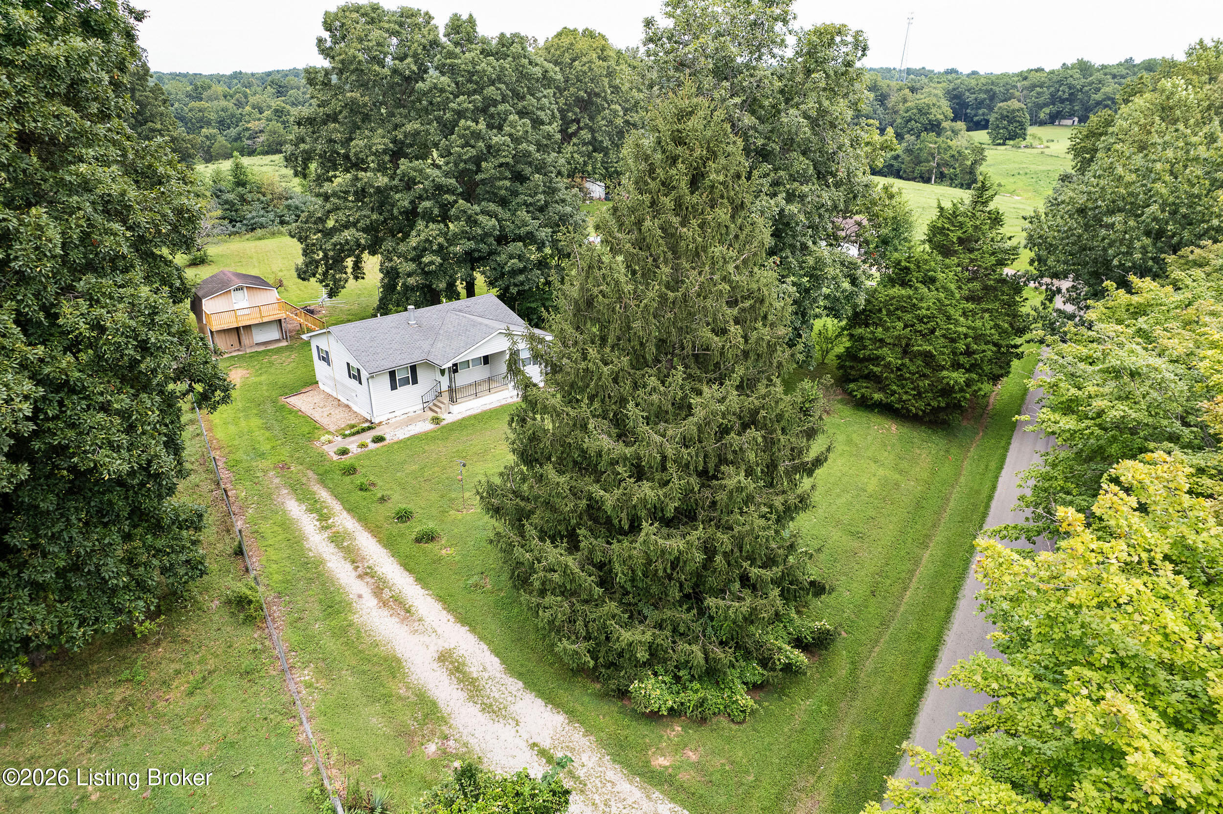 929 Sycamore Rd — photo