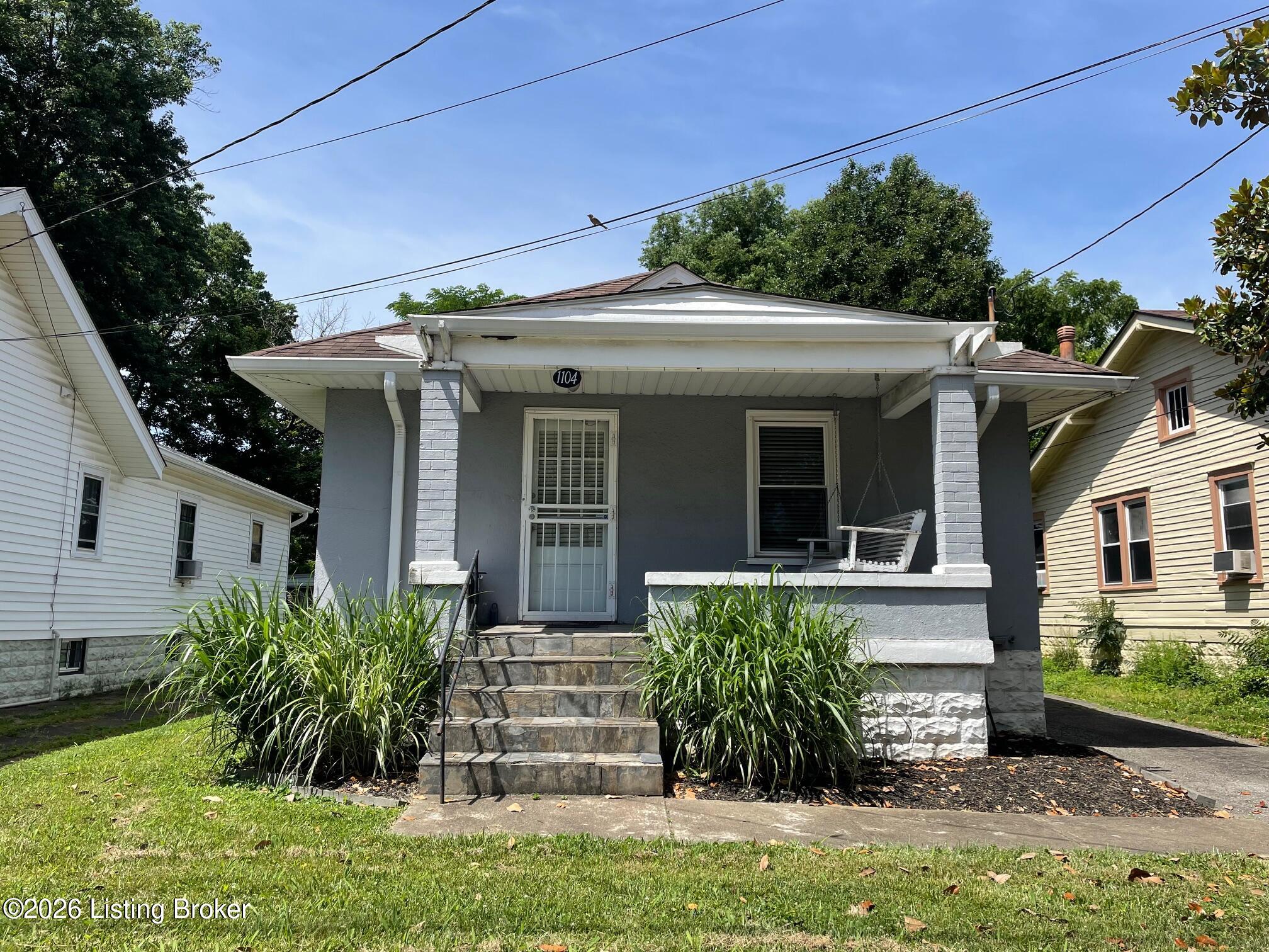 1104 Barret Ave — photo