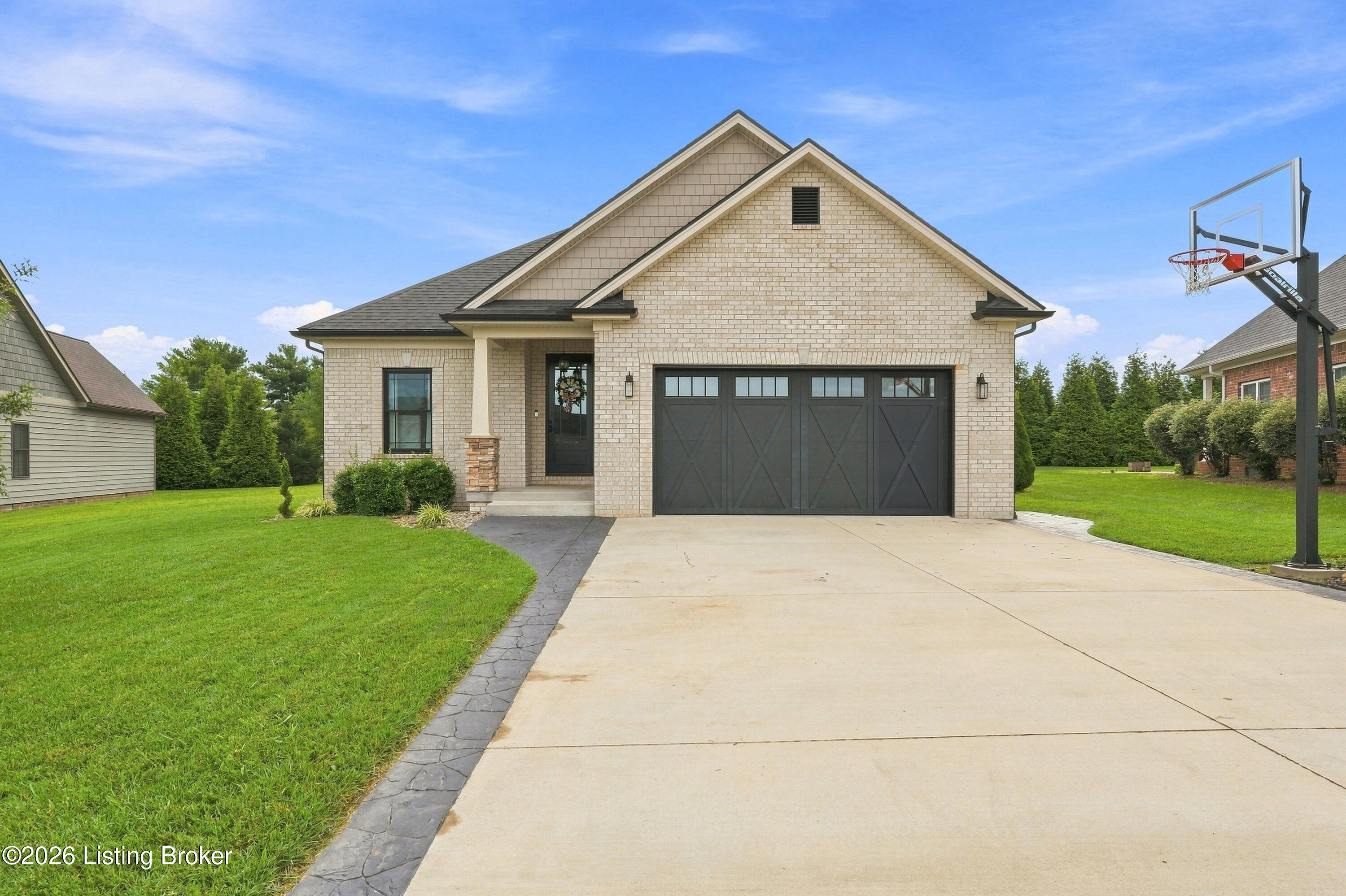 151 Remington Dr — photo
