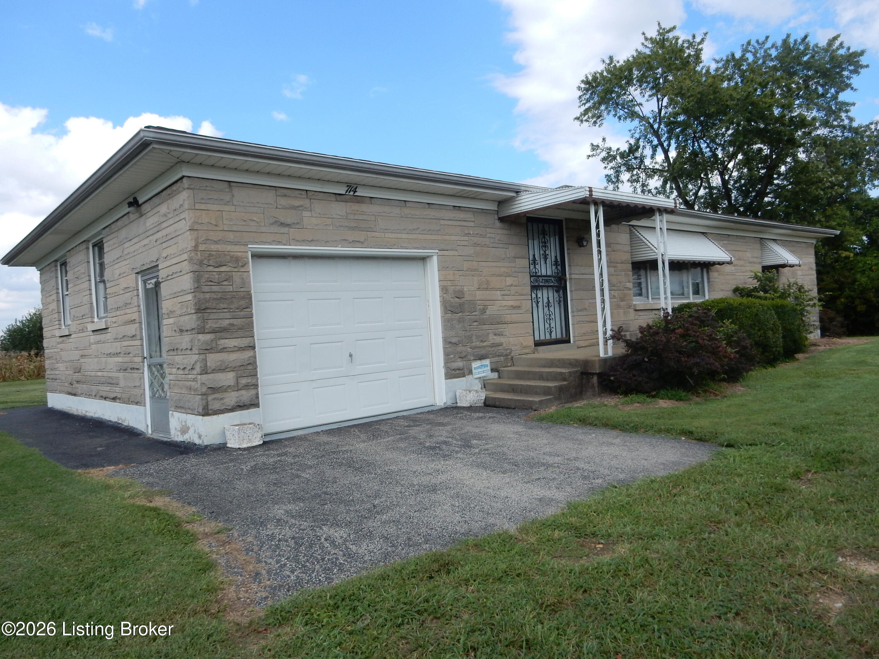714 Cedar Grove Rd — photo