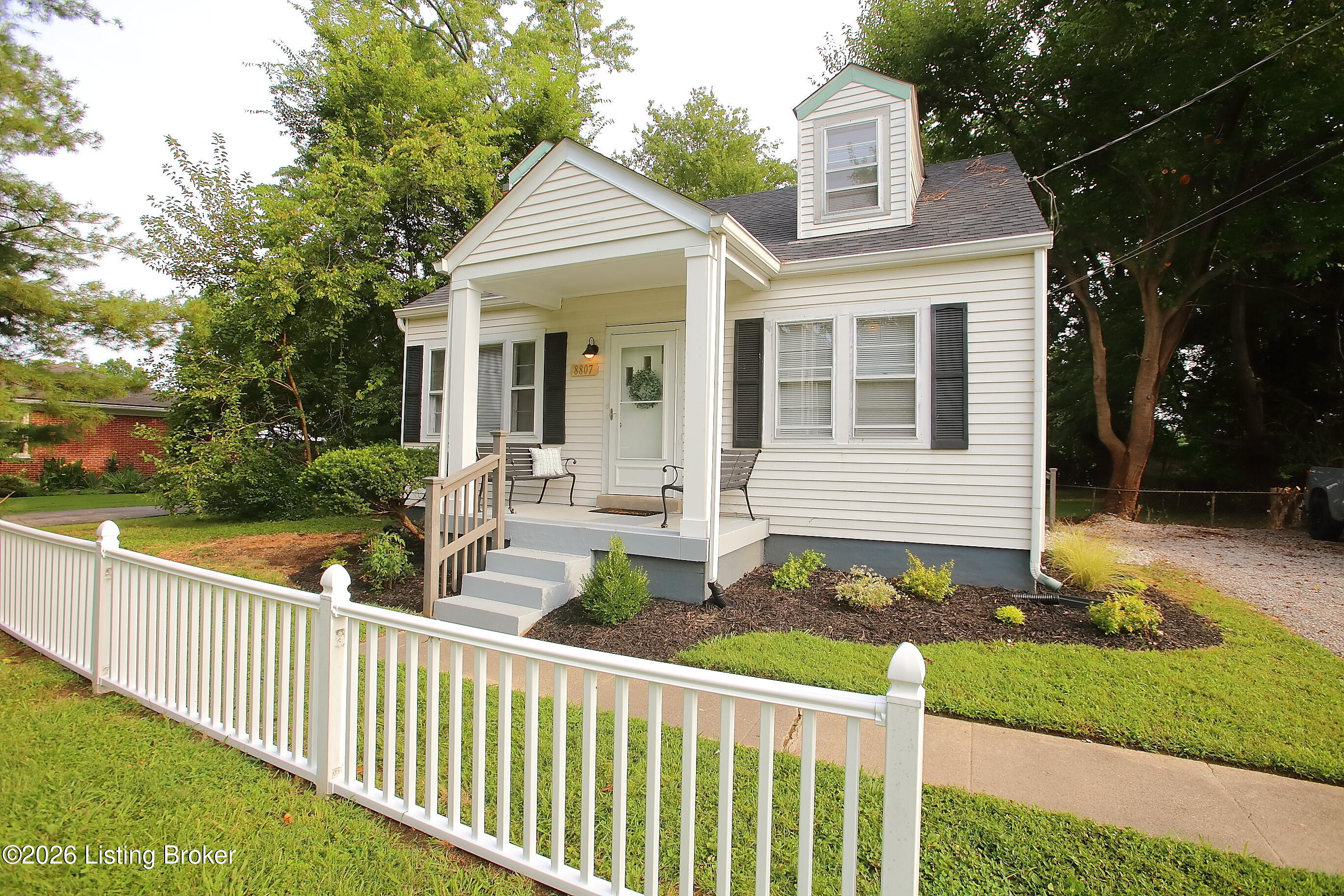 8807 Ferndale Rd — photo