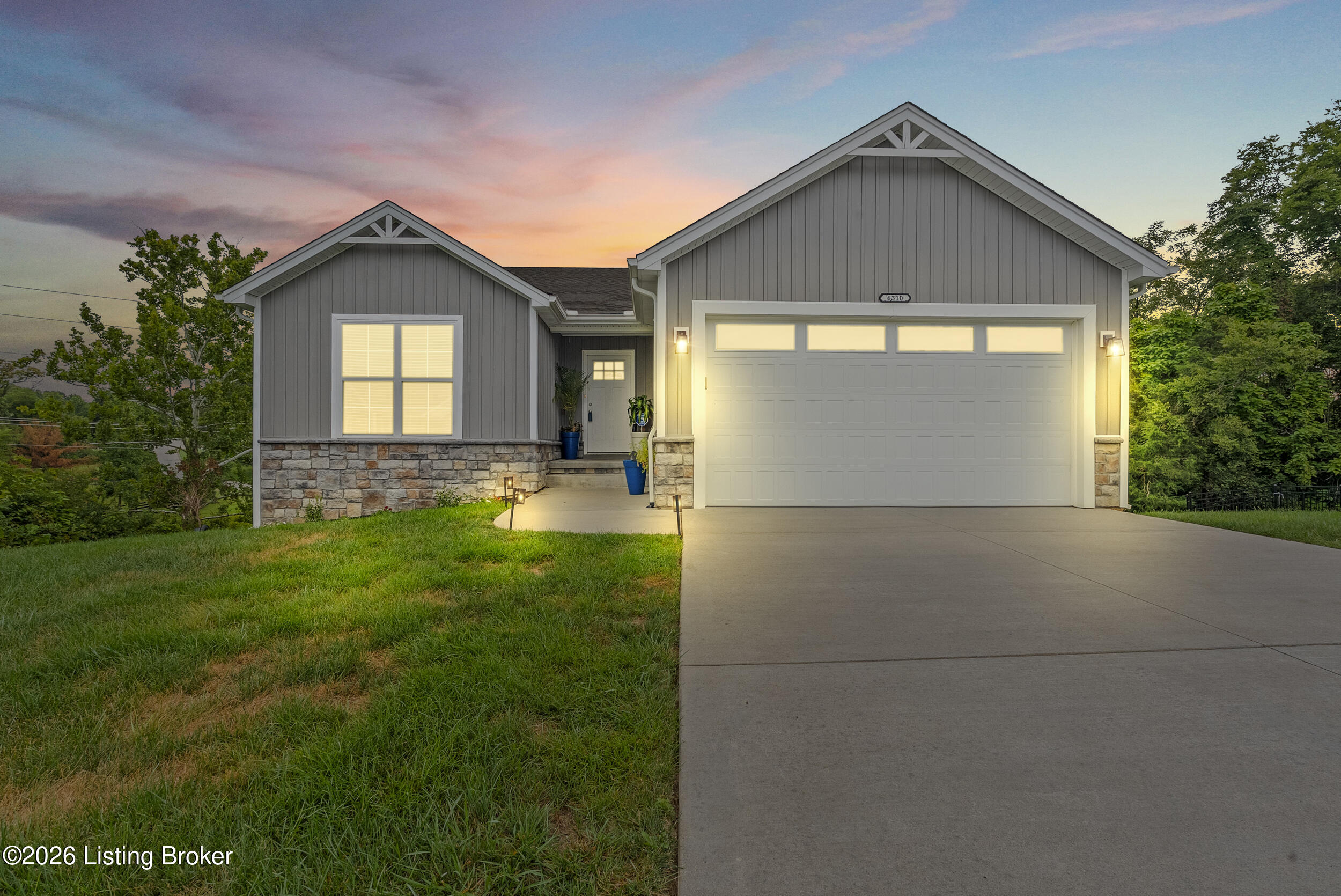 6310 Larkgrove Dr — photo