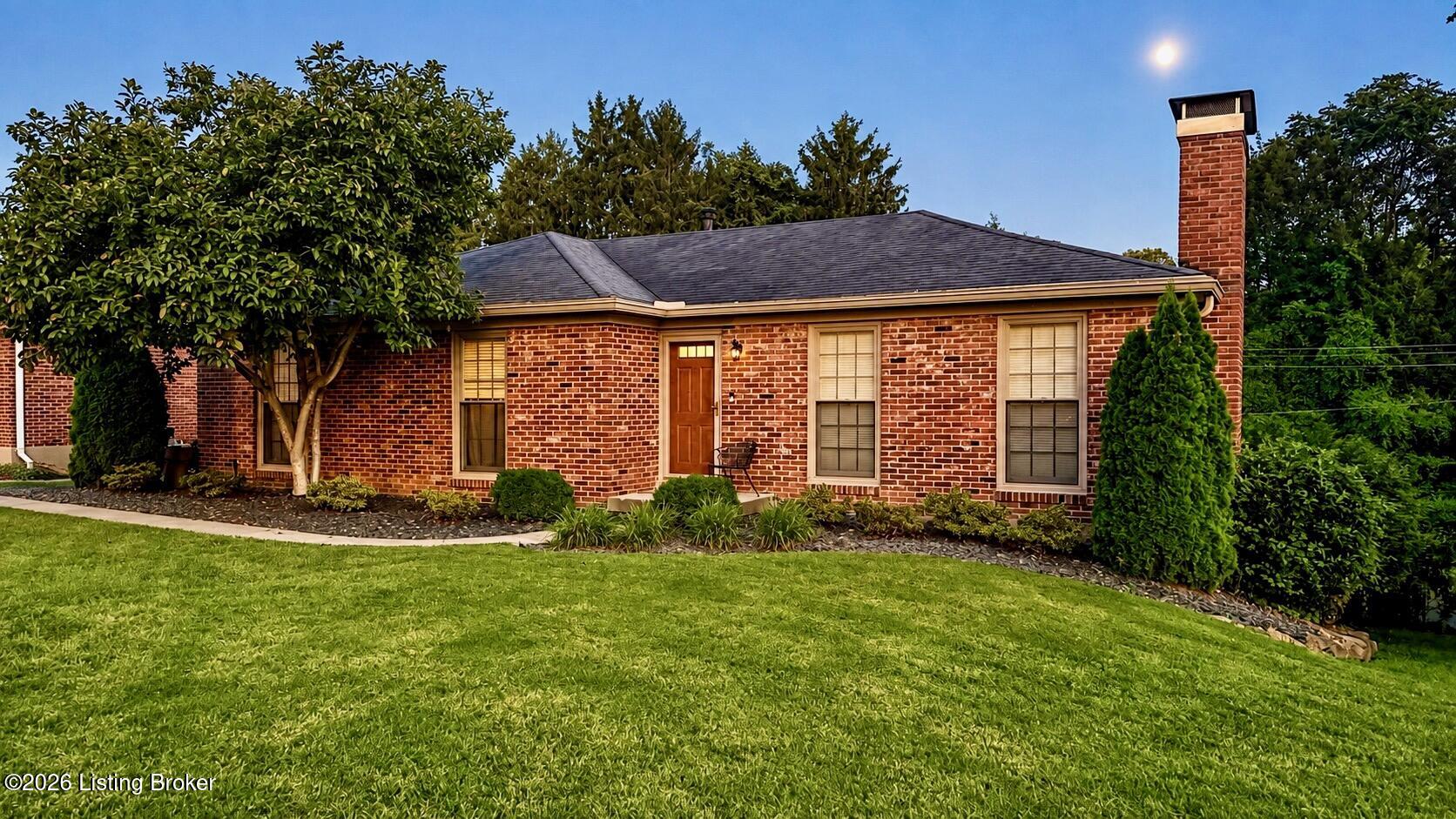 9402 Tiverton Way — photo