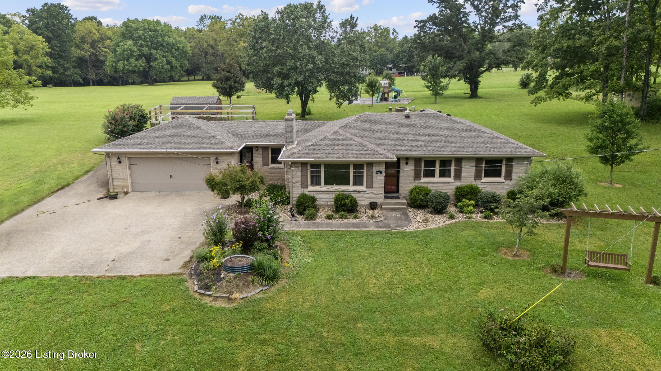 9601 Fern Creek Rd — photo