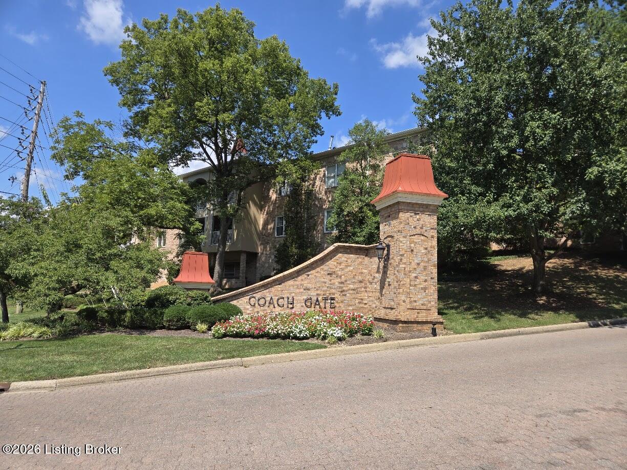 5800 Coach Gate Wynde Apt 295 — photo