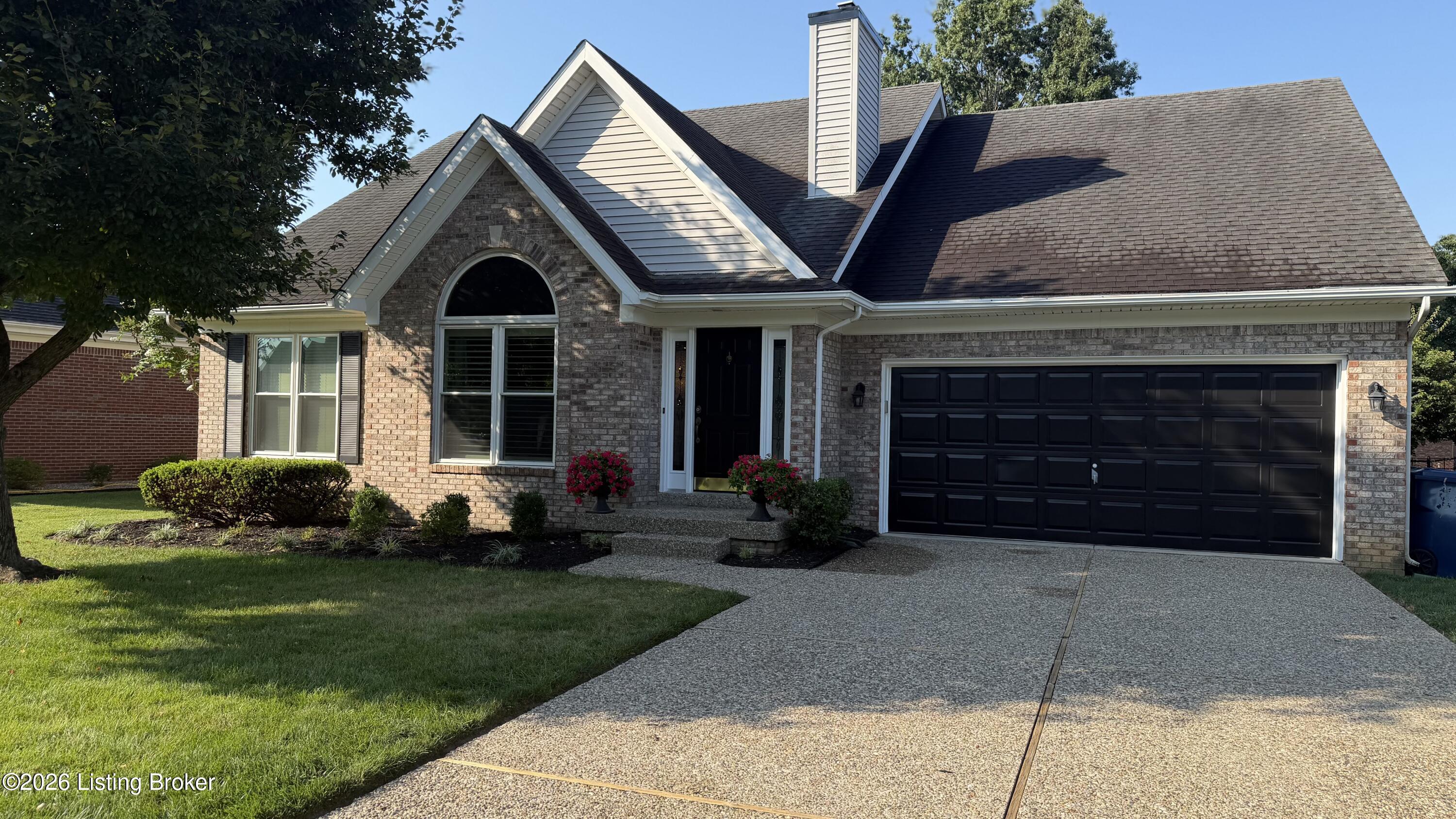 4310 Saratoga Hill Rd — photo