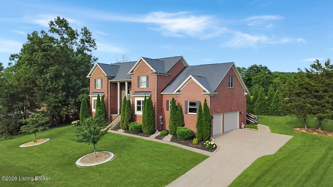 677 Oak Creek Dr — photo
