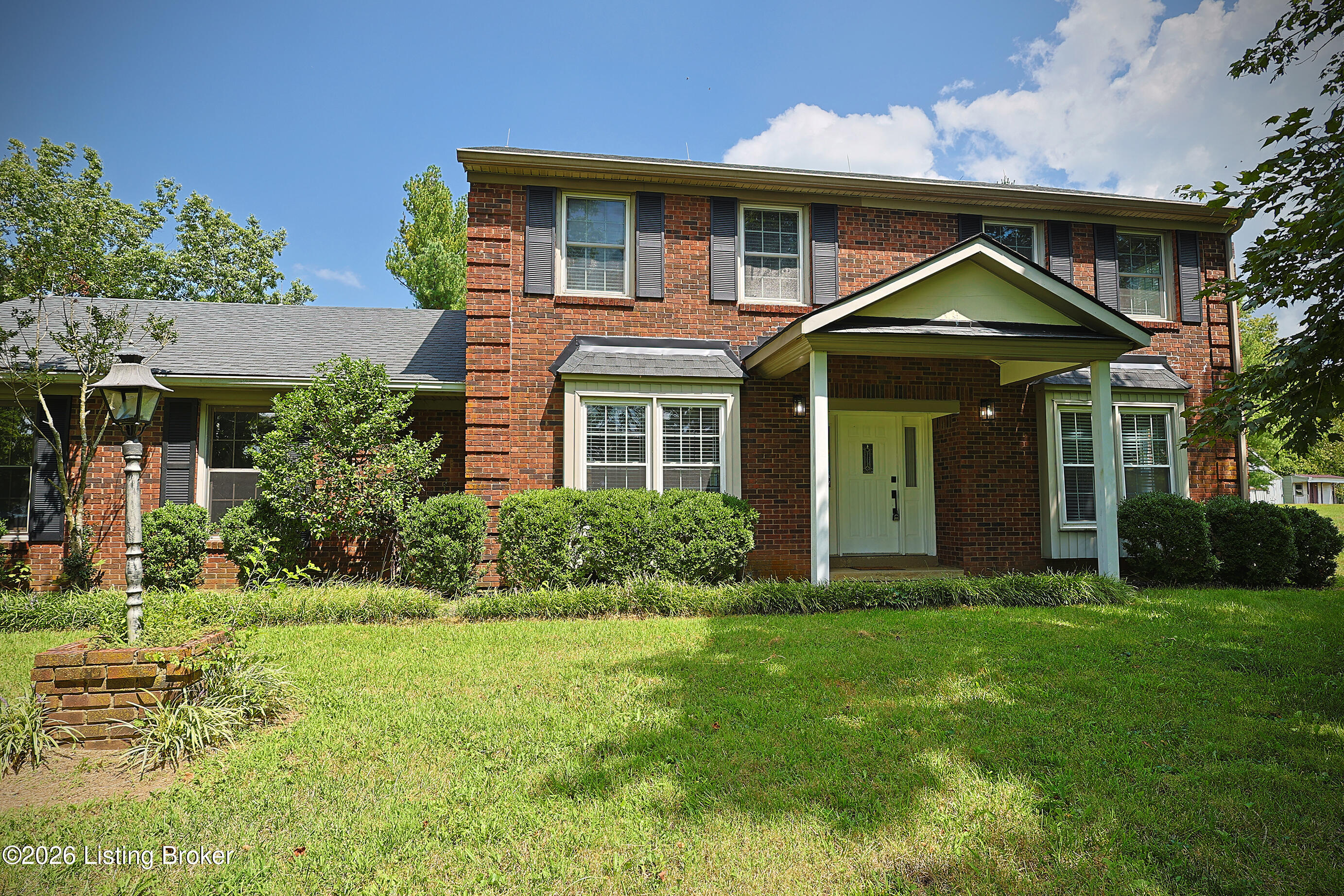 225 Donna Ave — photo