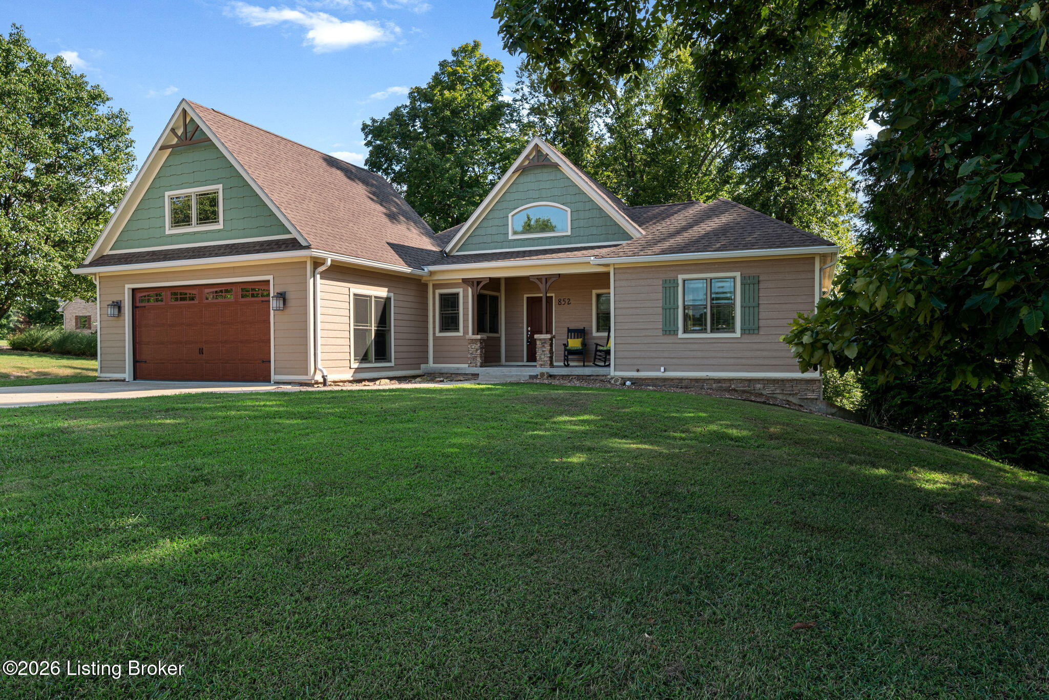 852 Patriots Landing Ln — photo