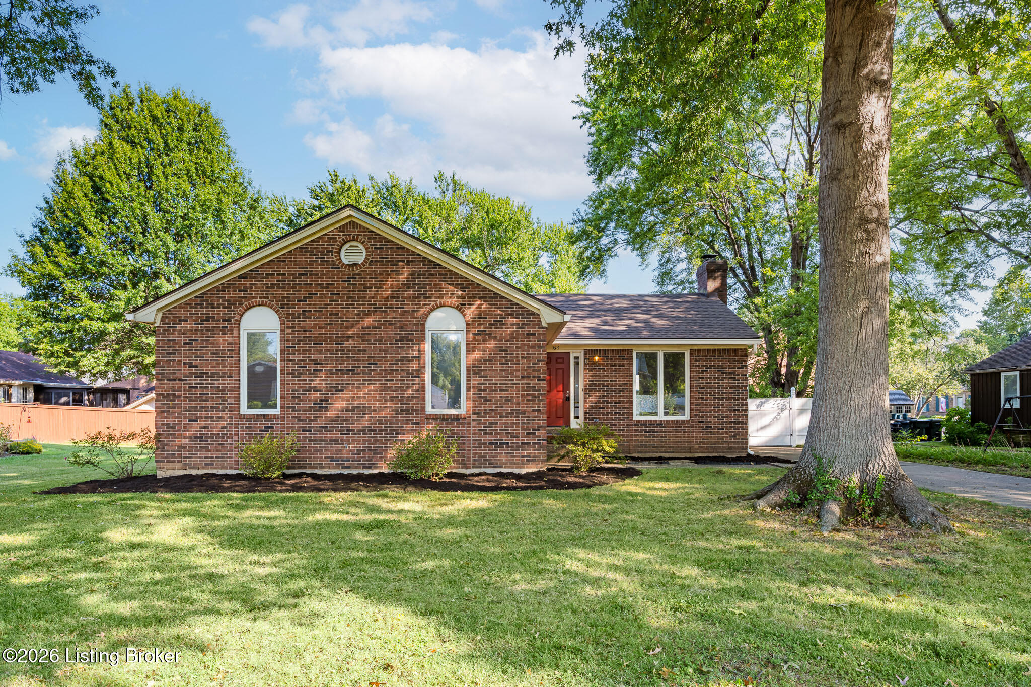 615 Stivers Rd — photo