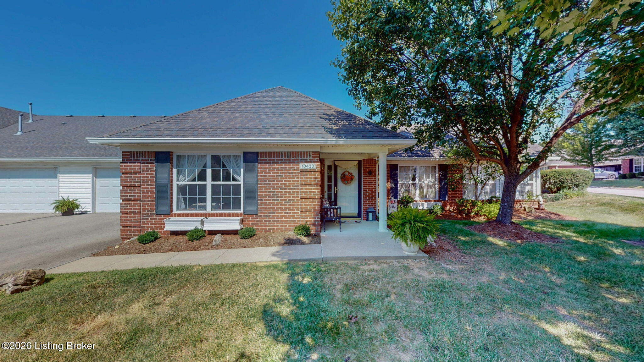 10430 Pine Glen Cir — photo