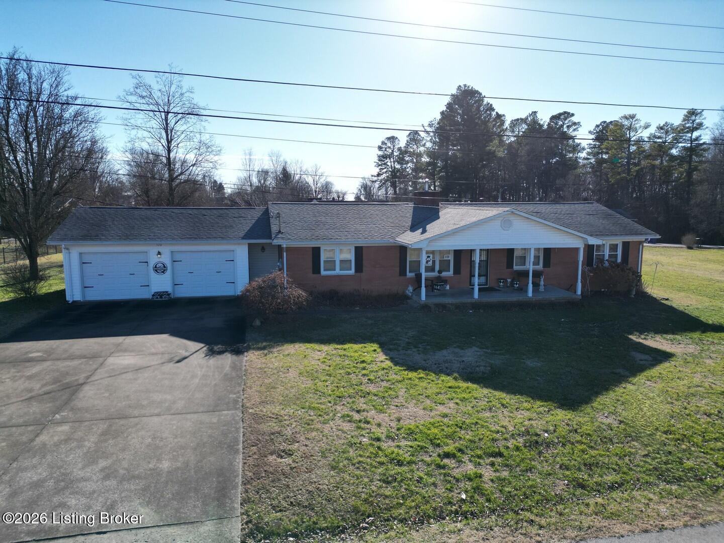 320 Sequoia Dr — photo