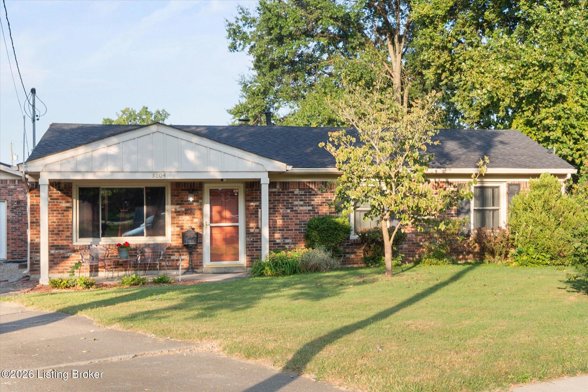 5604 Leemont Ct — photo