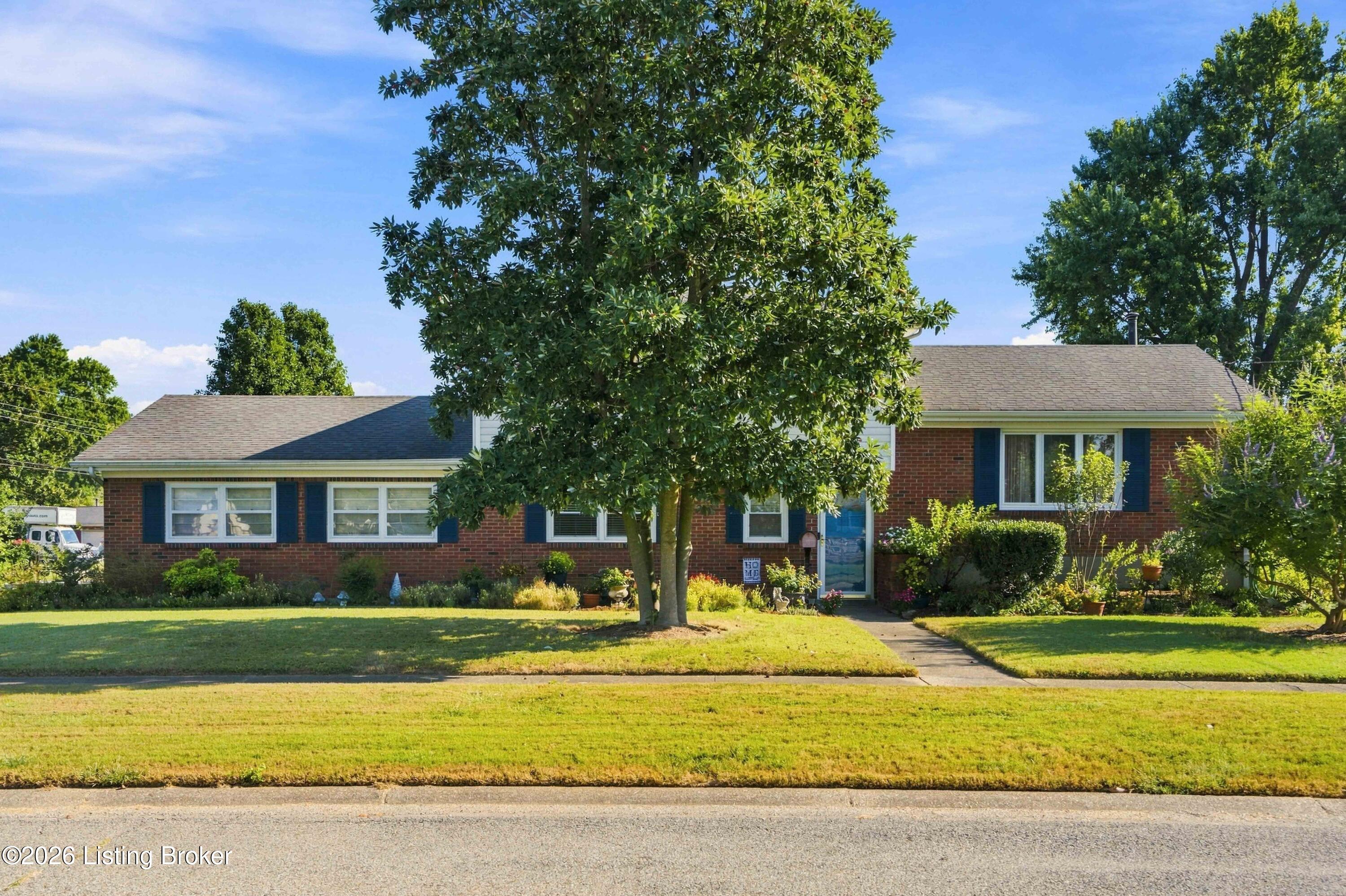 6217 Maywick Rd — photo
