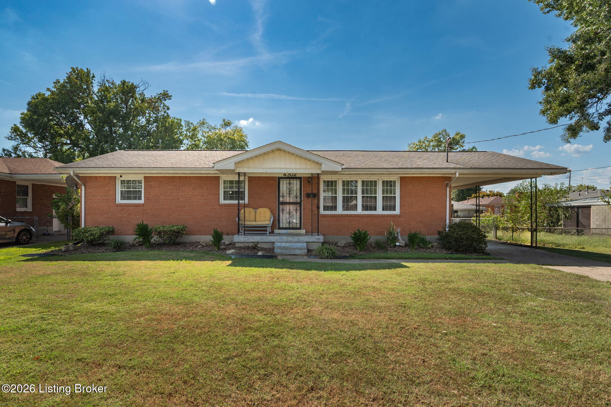 4302 Lahnna Dr — photo