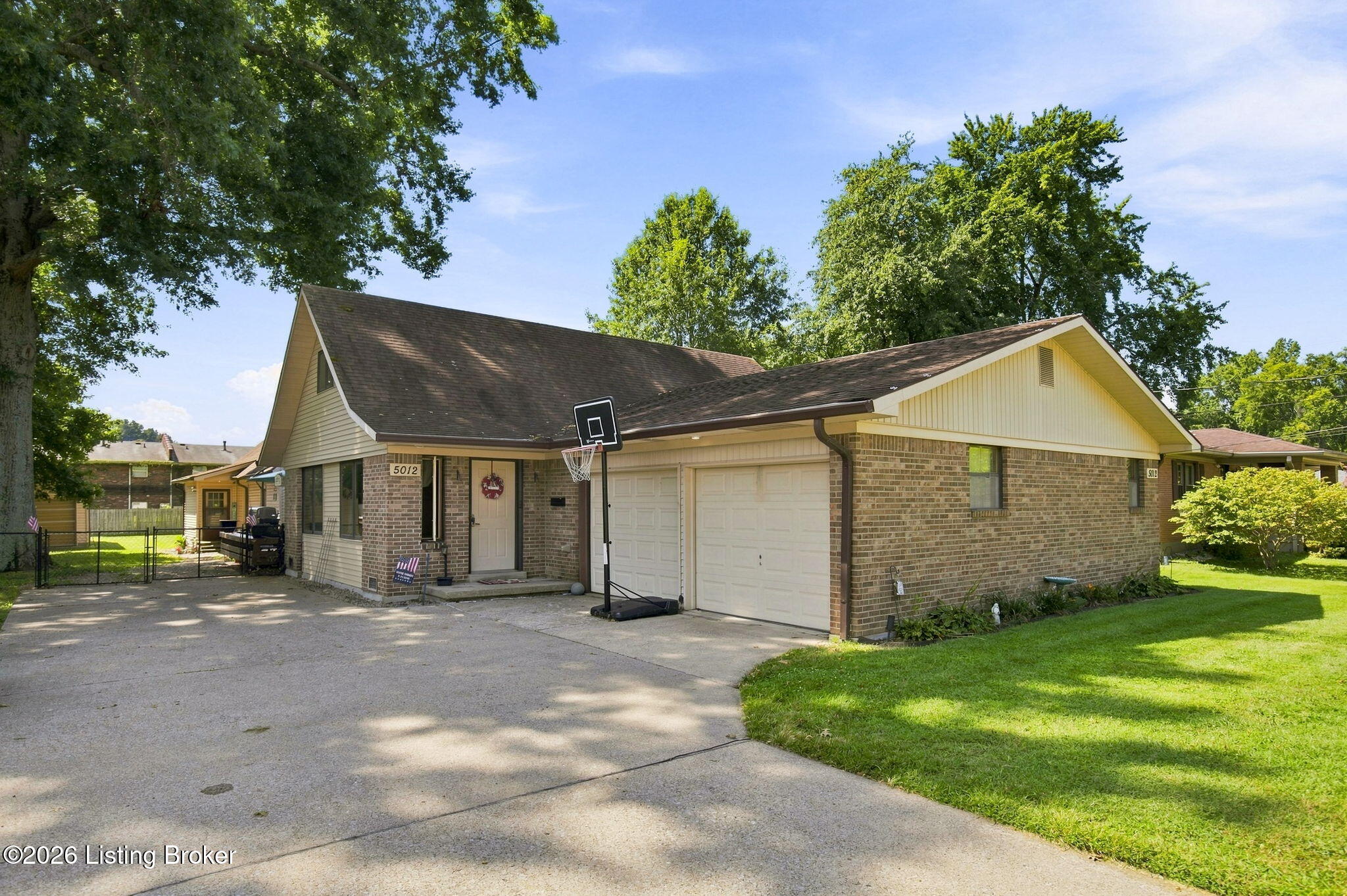 5012 W Pages Ln — photo
