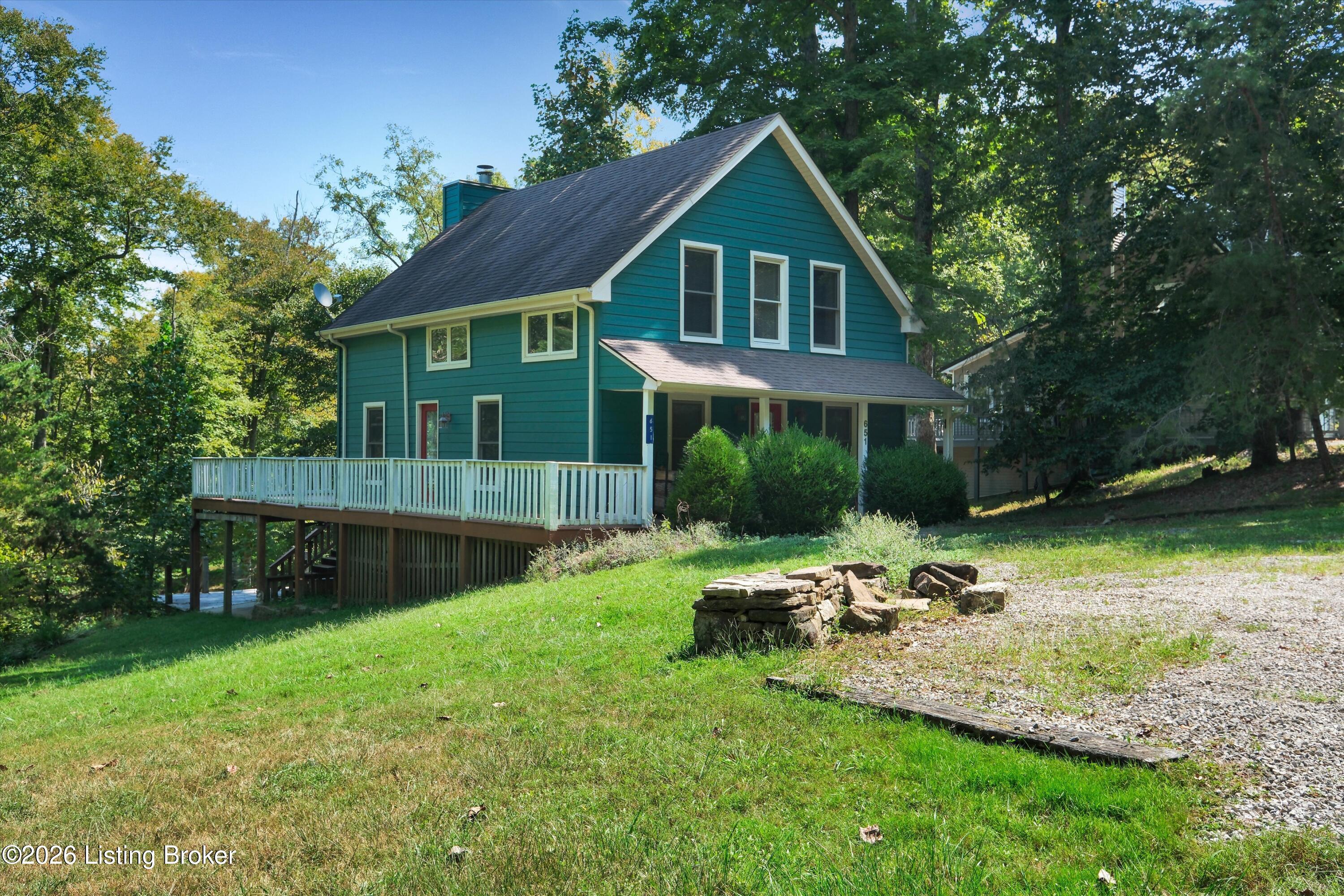 651 Lochober Rd — photo
