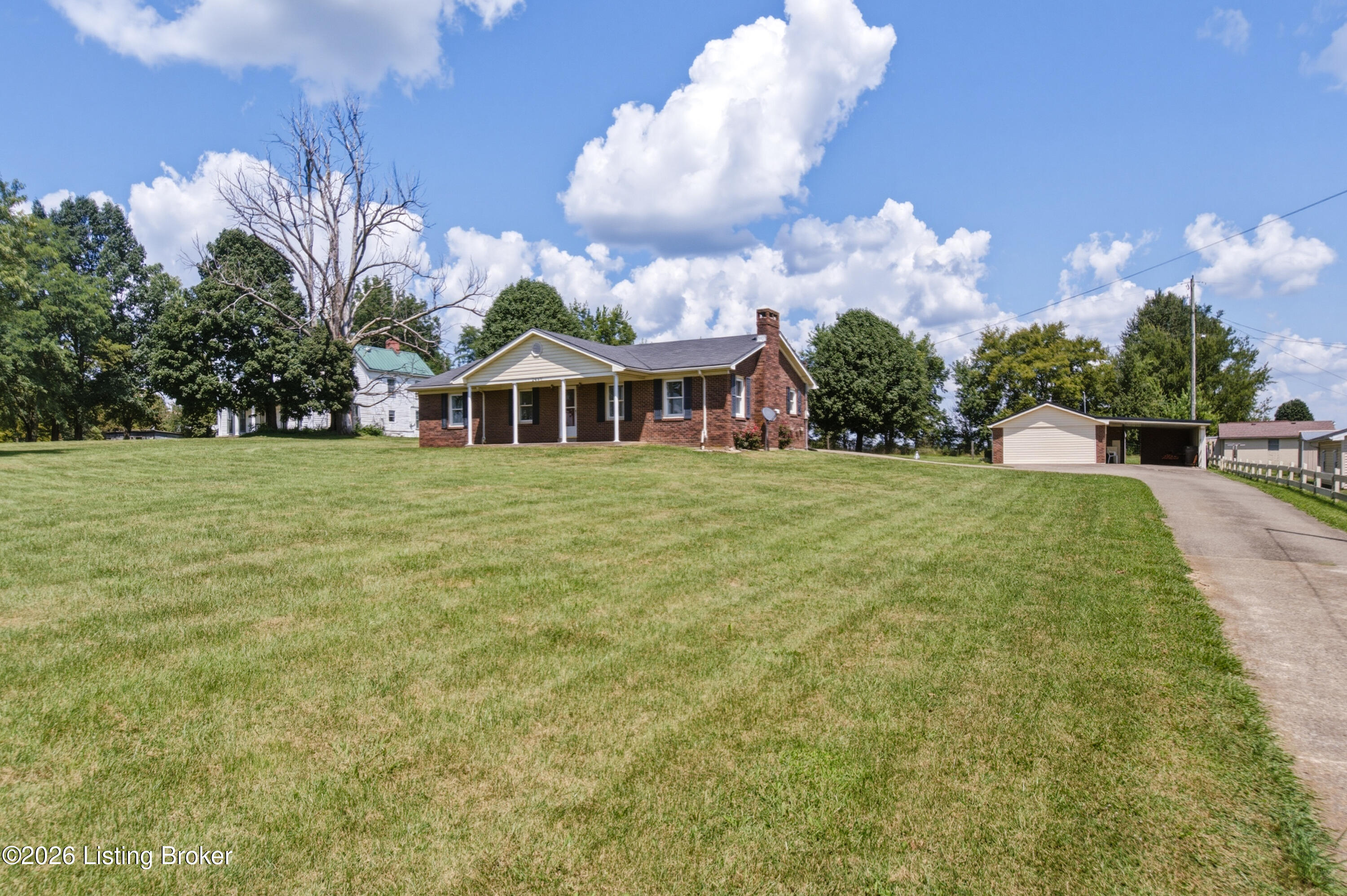 2440 Bardstown Rd, Springfield, KY 40069 — photo 2