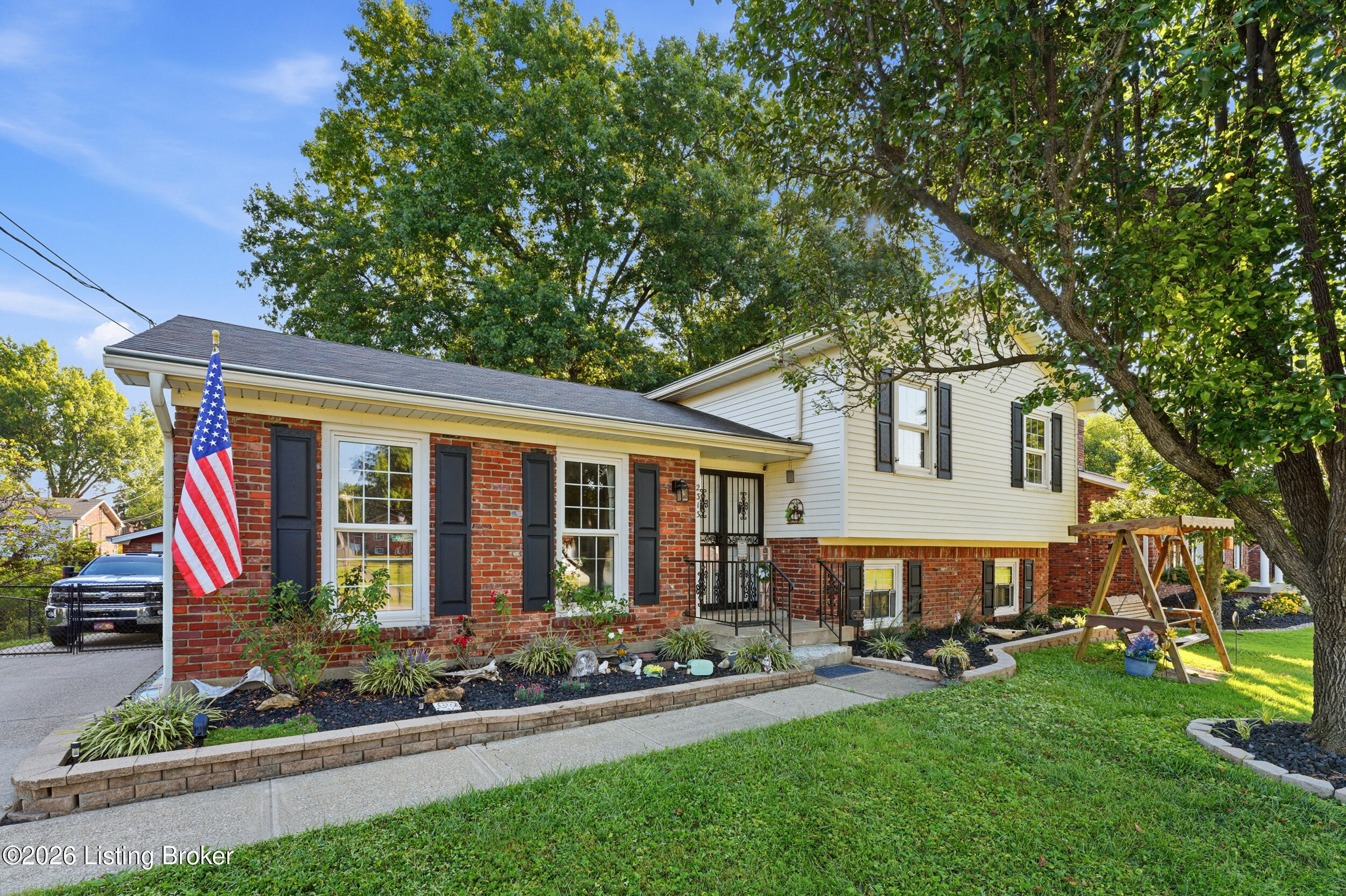 2313 Steeplechase Dr — photo