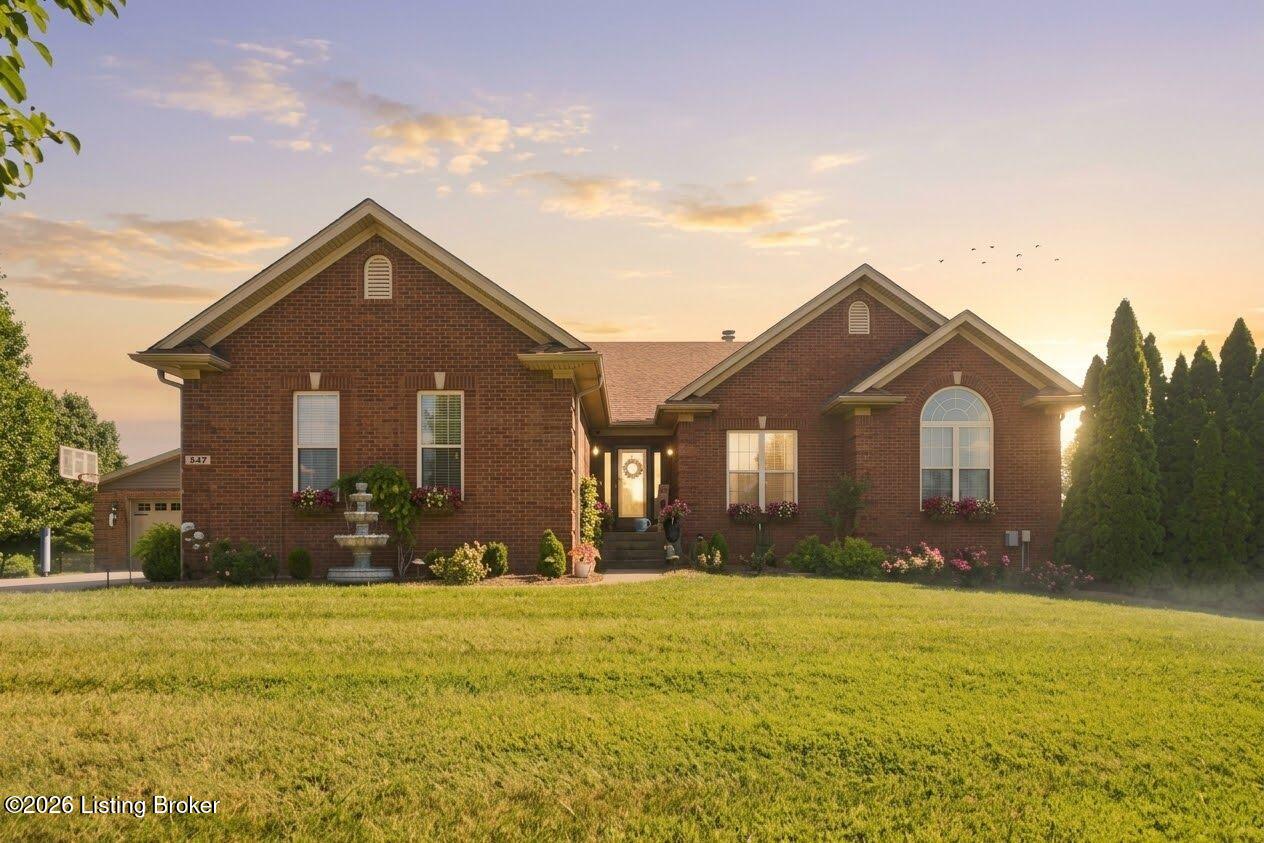 247 Sunray Dr — photo