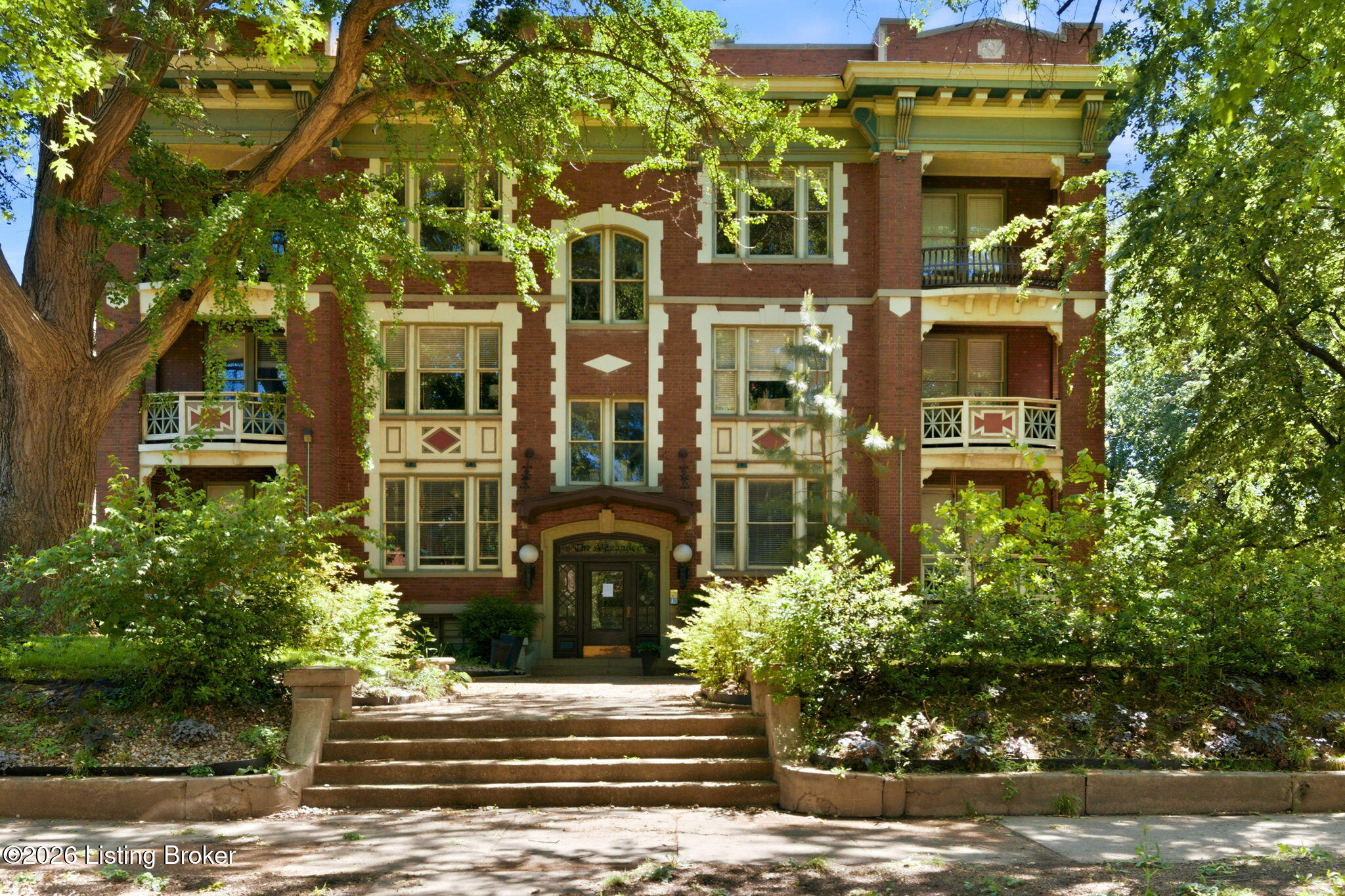 1629 S 3rd St Apt 203 — photo