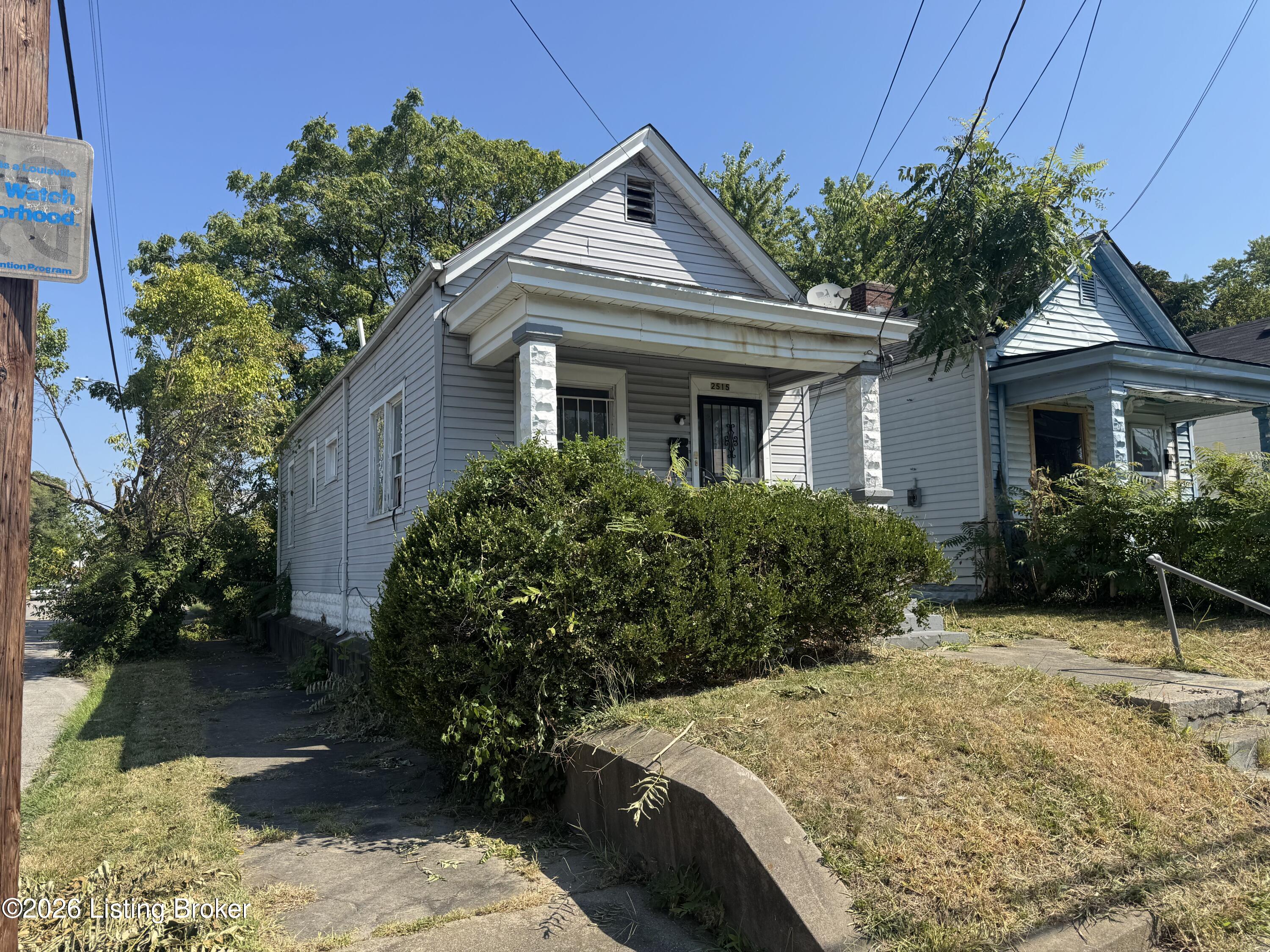 2515 Howard St — photo