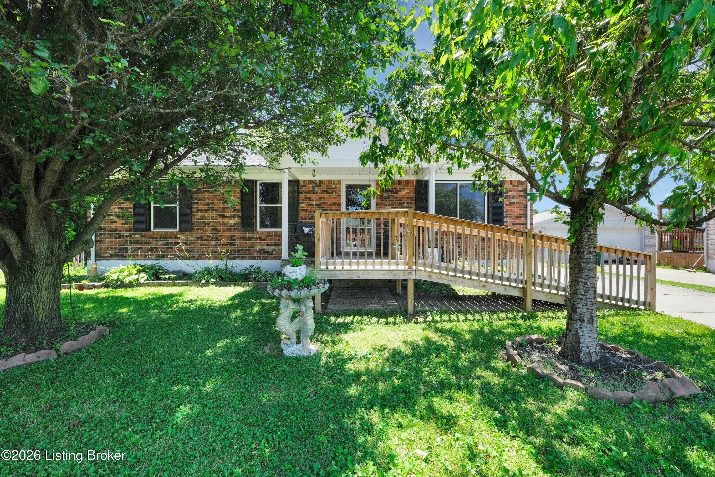 119 Ashley Ct — photo