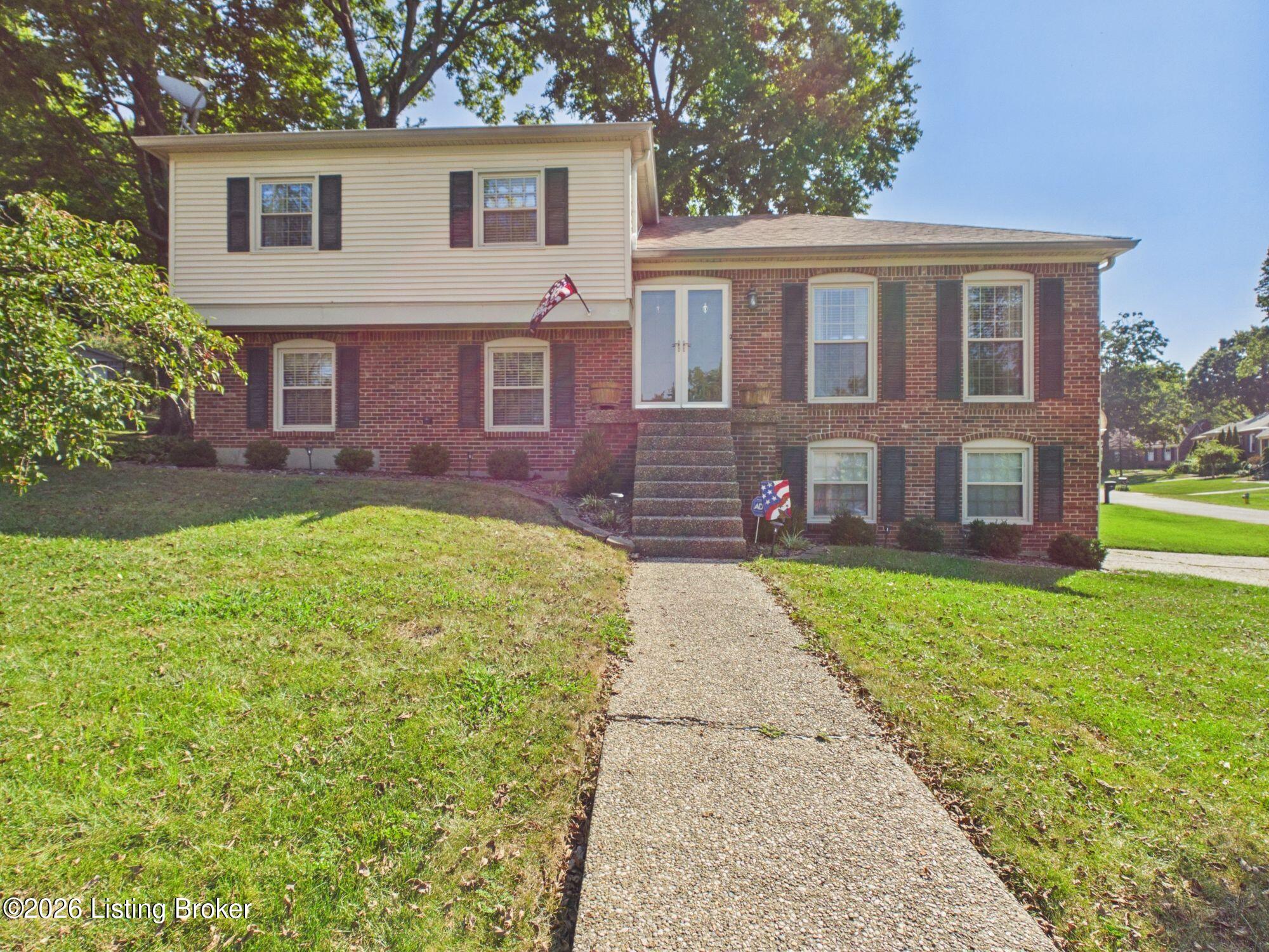 7613 Charron Rd — photo