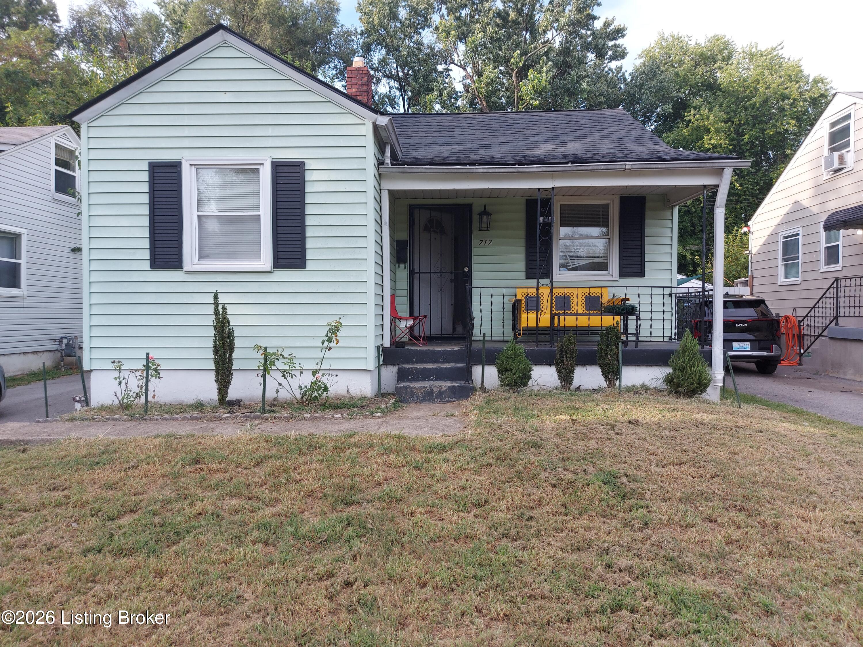 717 Compton St — photo