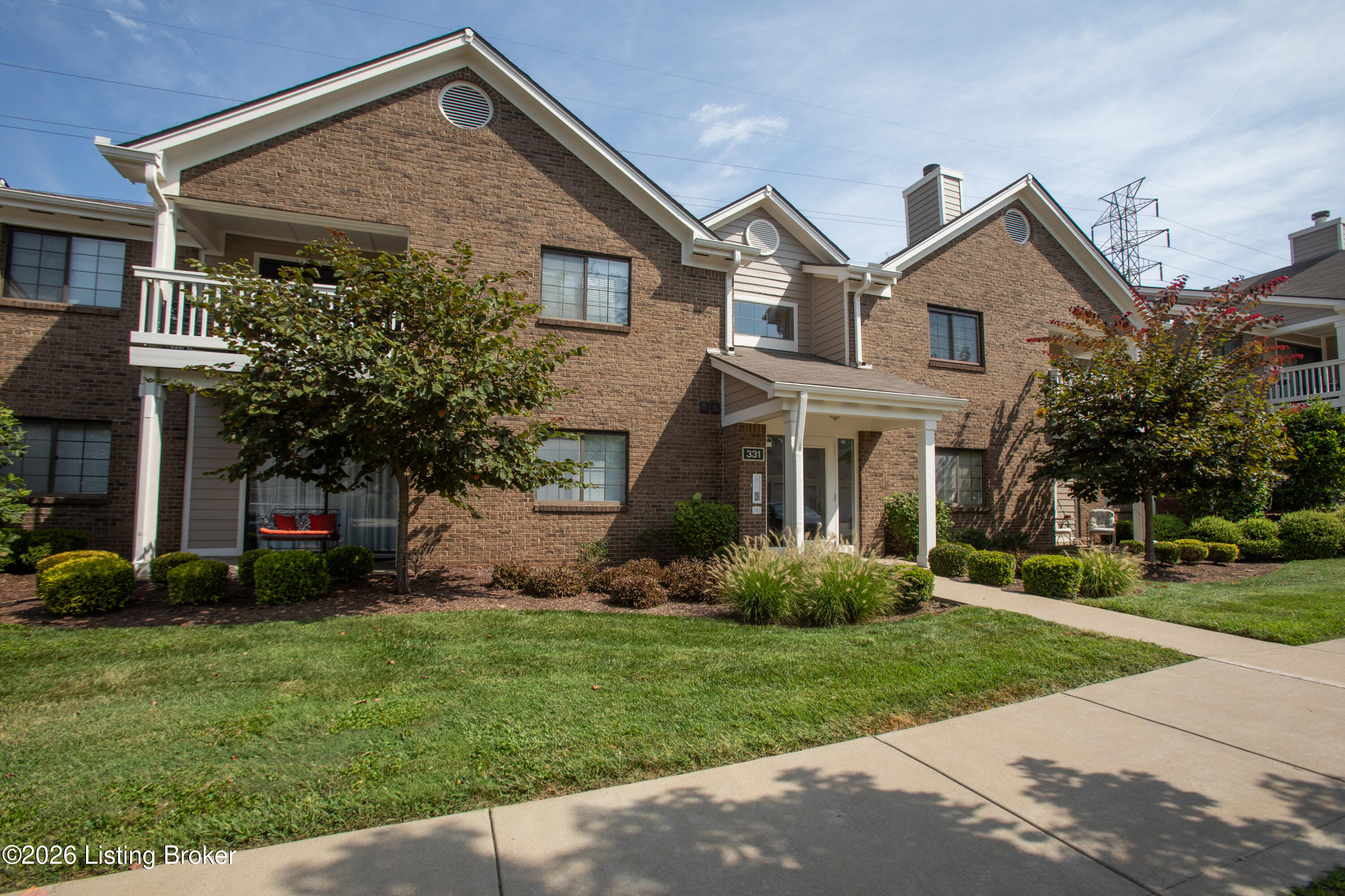 331 Piatt Pl 207 — photo