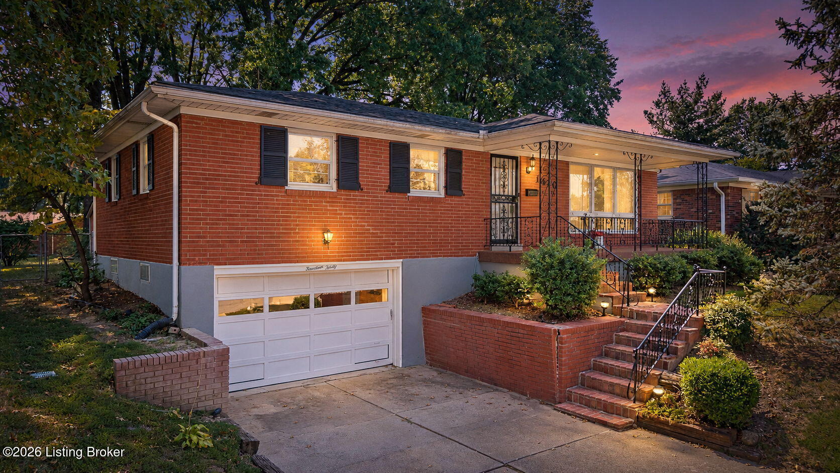 1430 Hobart Dr — photo