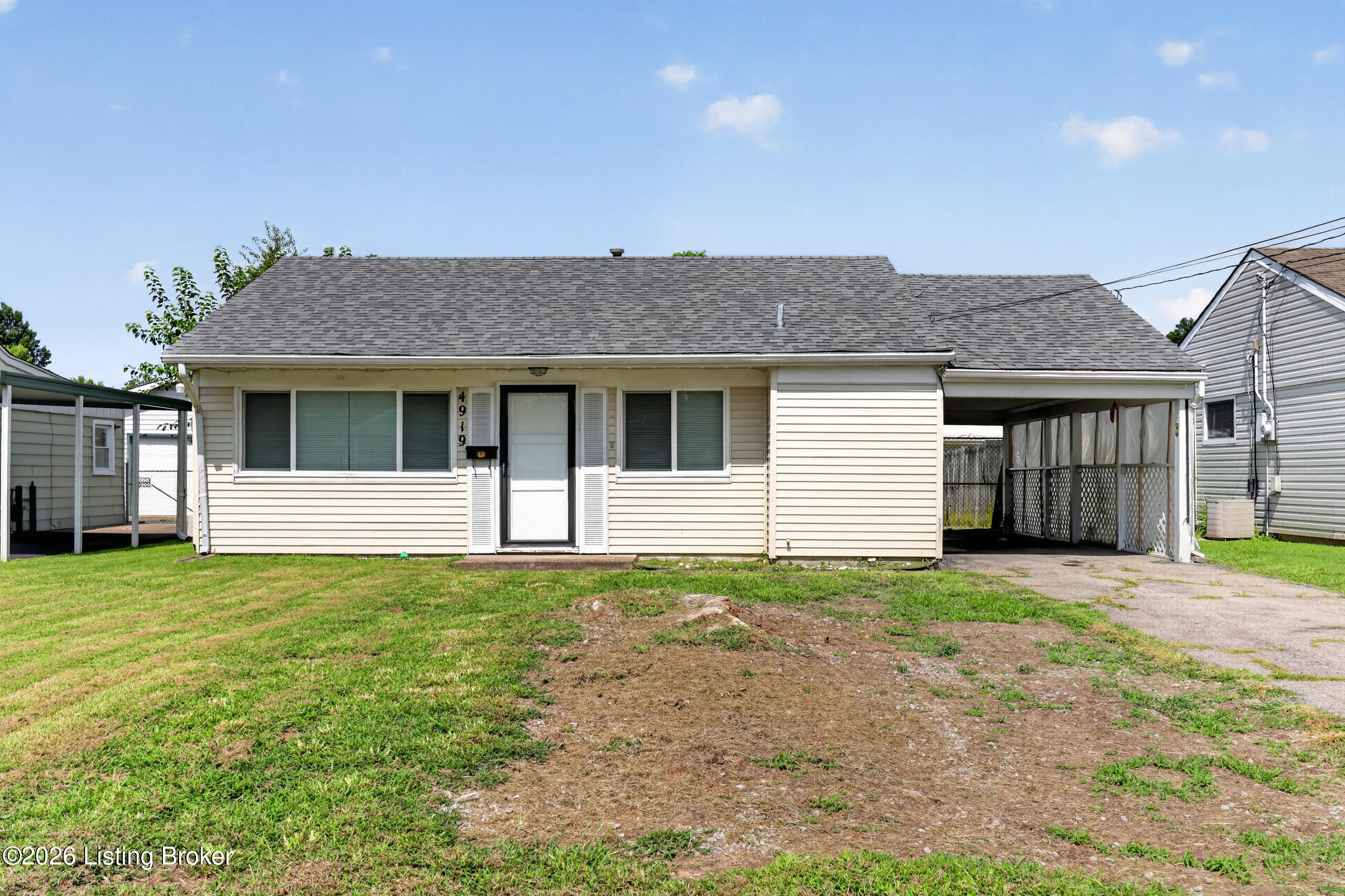 4919 Warbler Way — photo