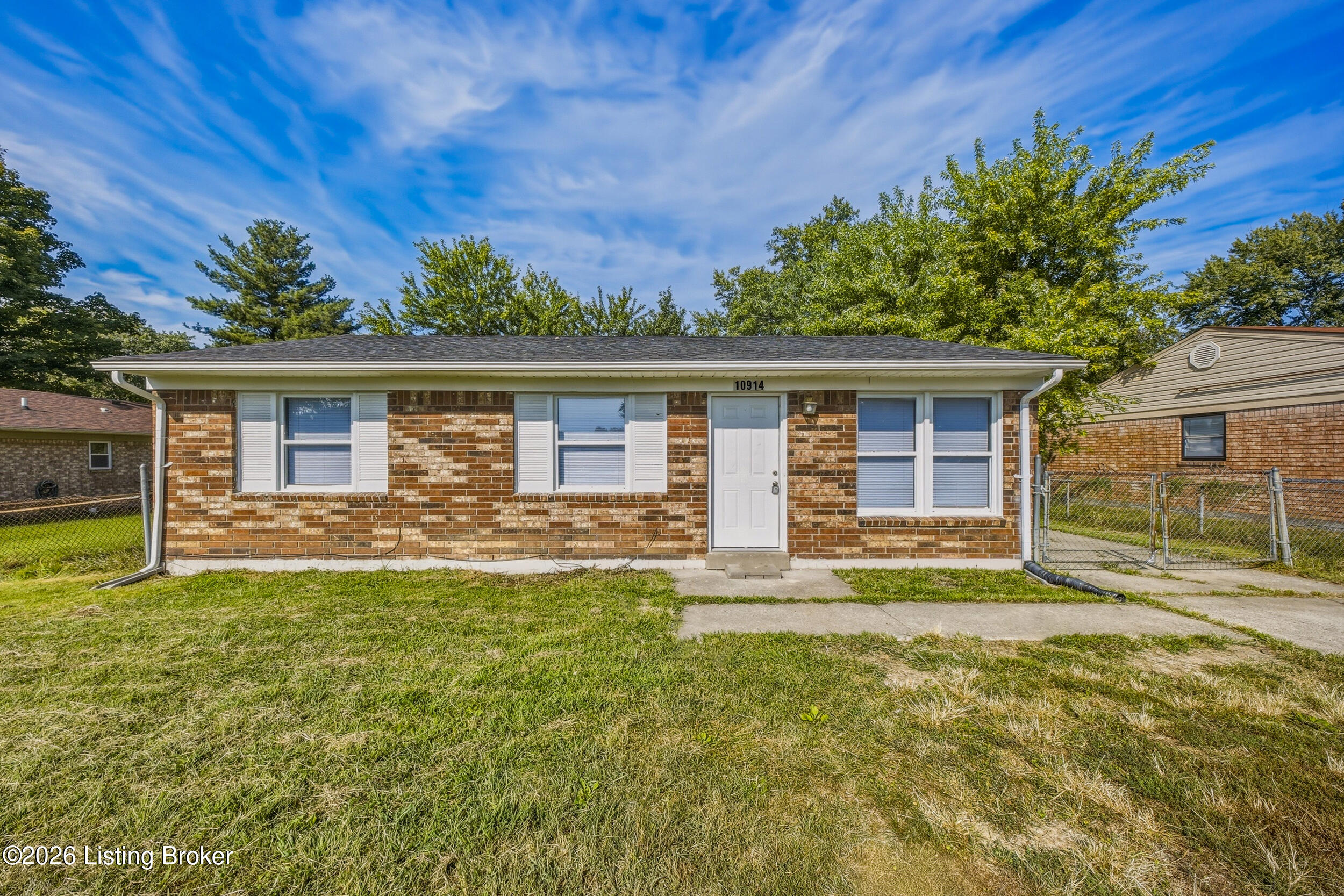10914 Waycross Ave — photo