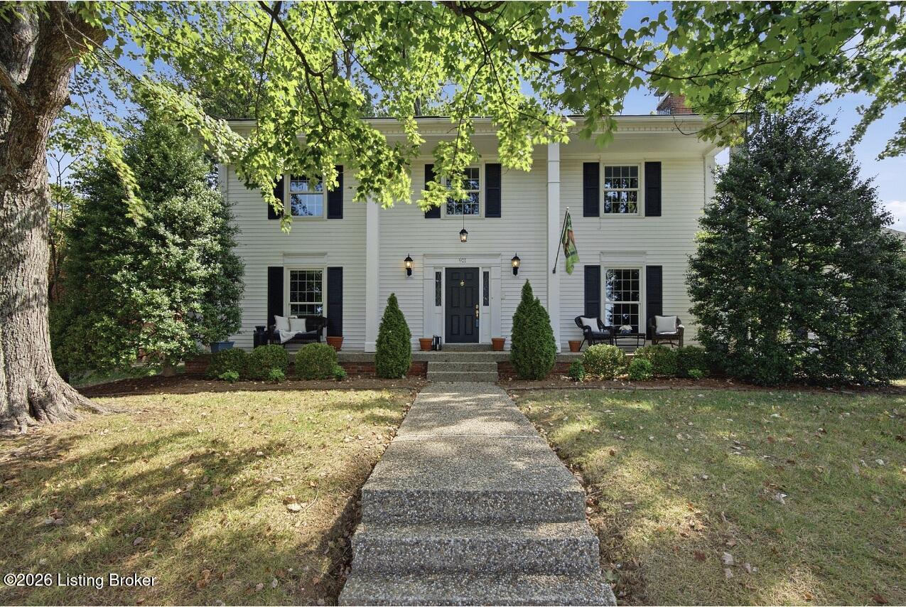 911 Thorpe Dr — photo