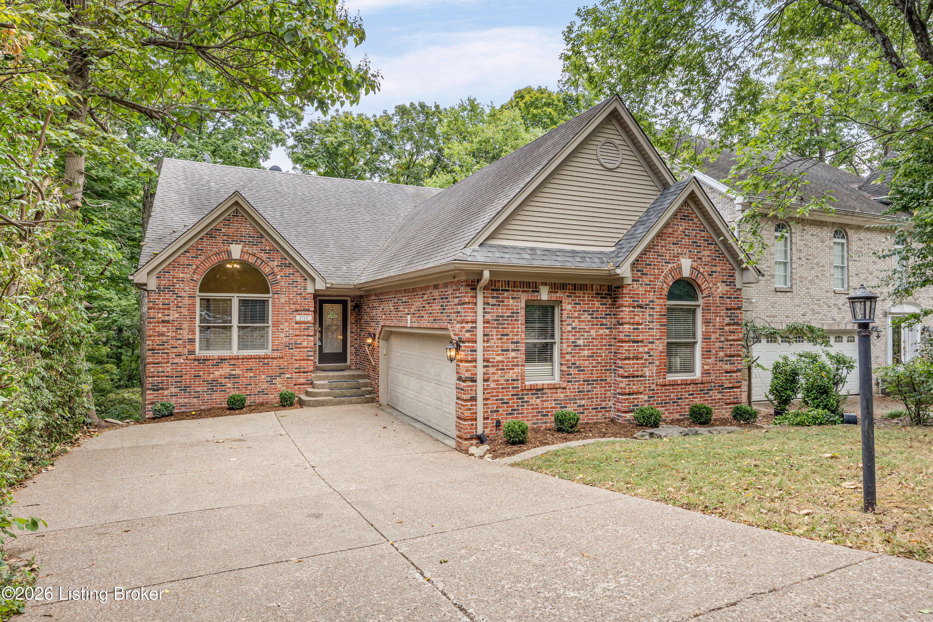 8710 Wooded Trail Ct — photo