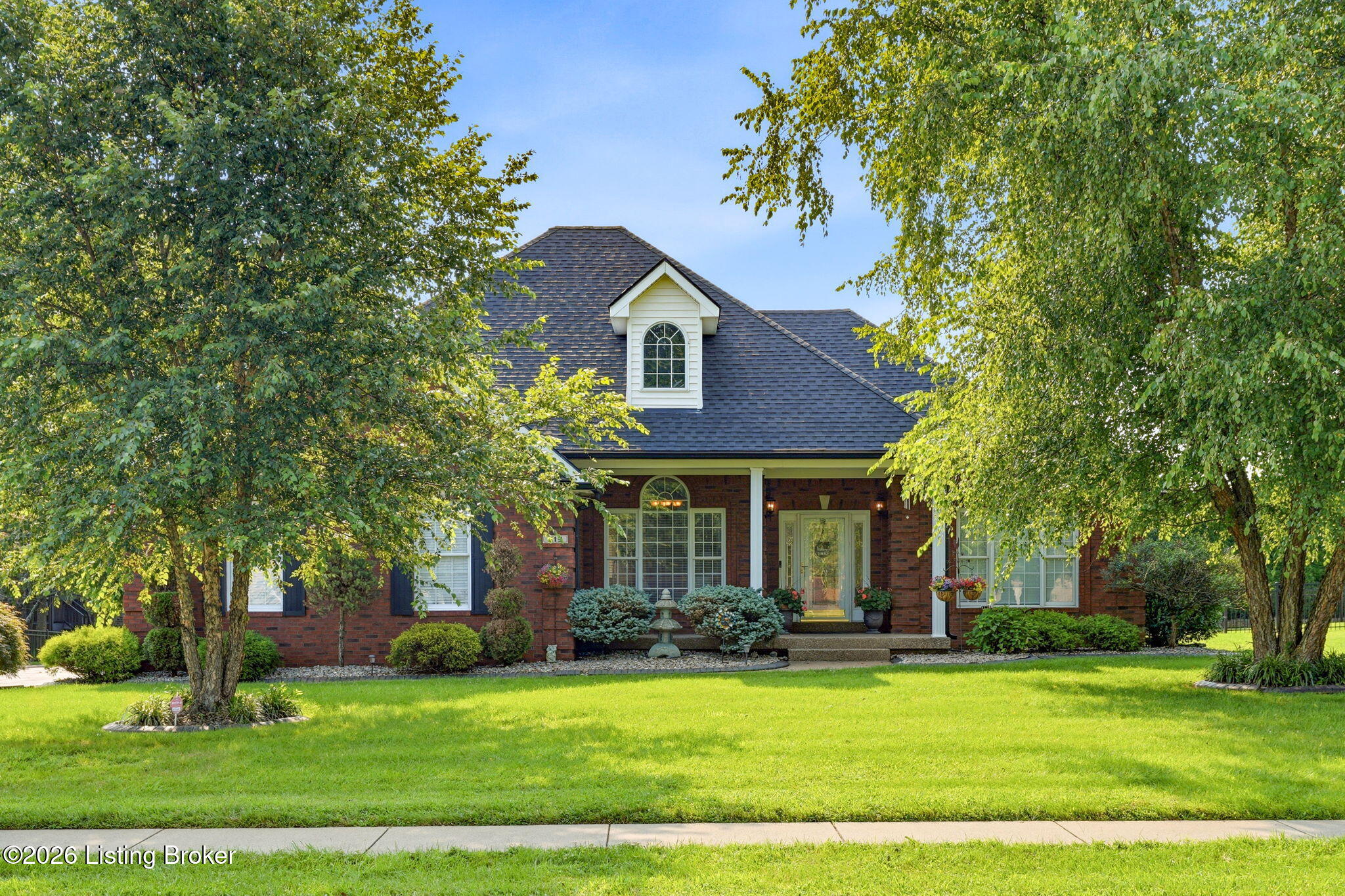 219 Blackberry Cir — photo