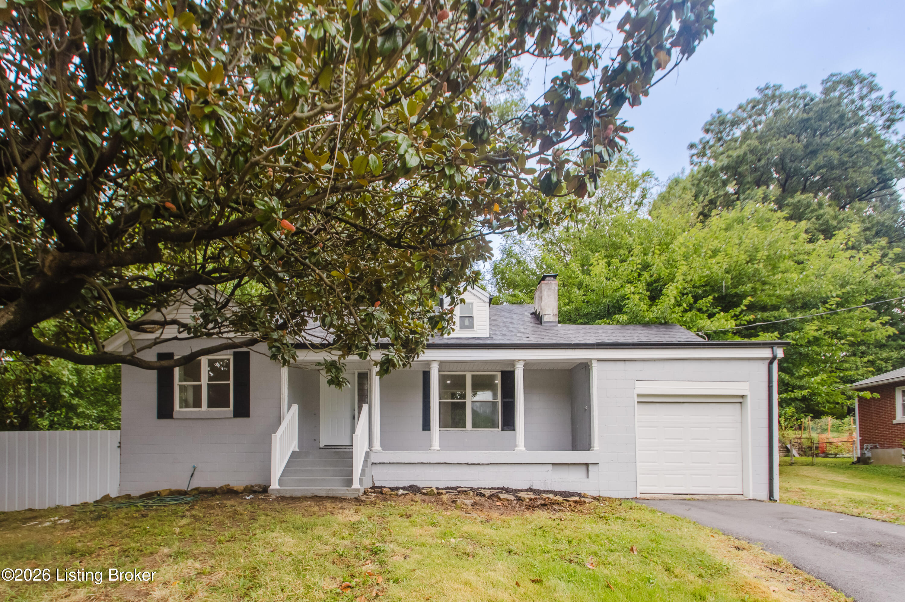 5319 New Cut Rd — photo