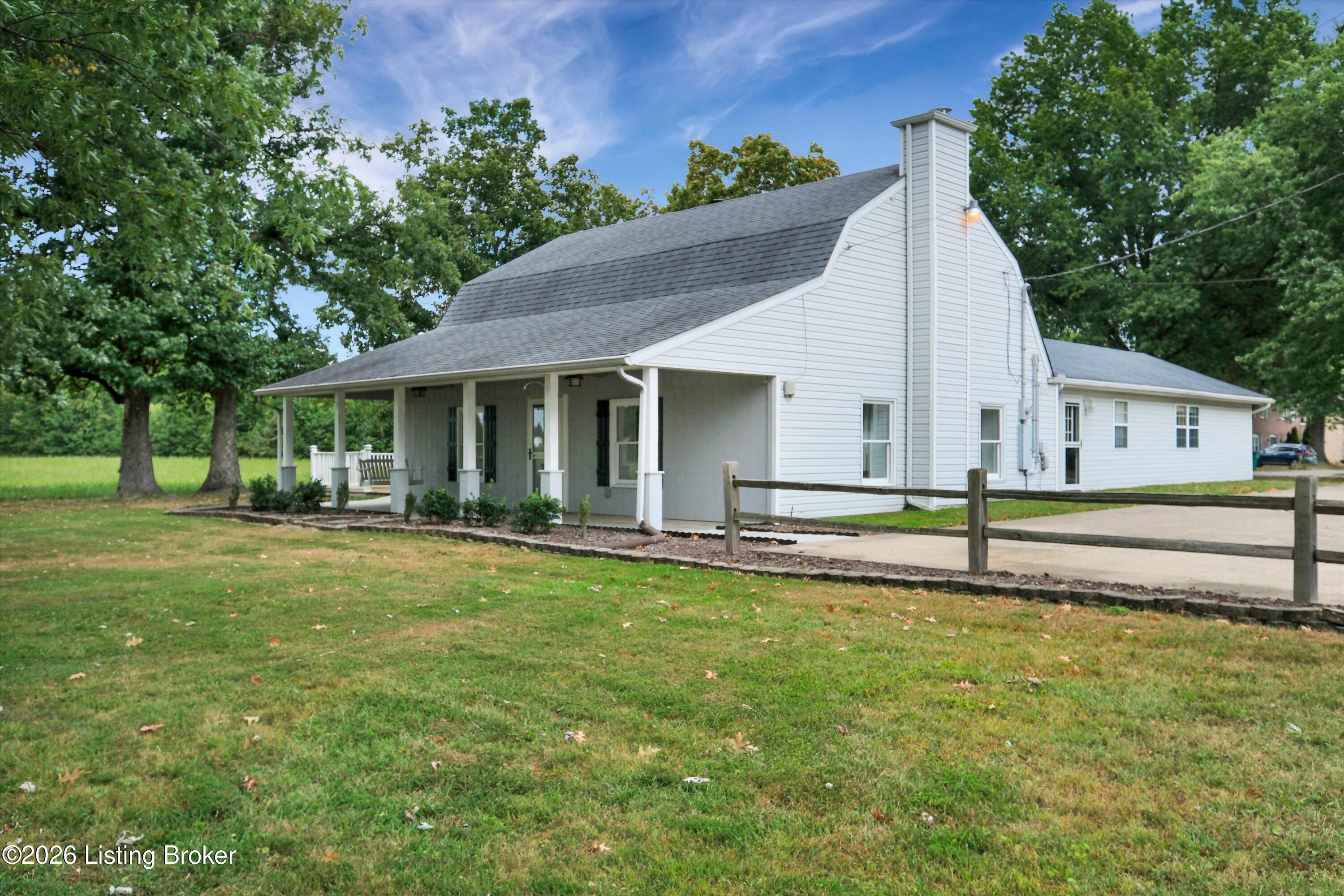 8201 Damascus Rd — photo