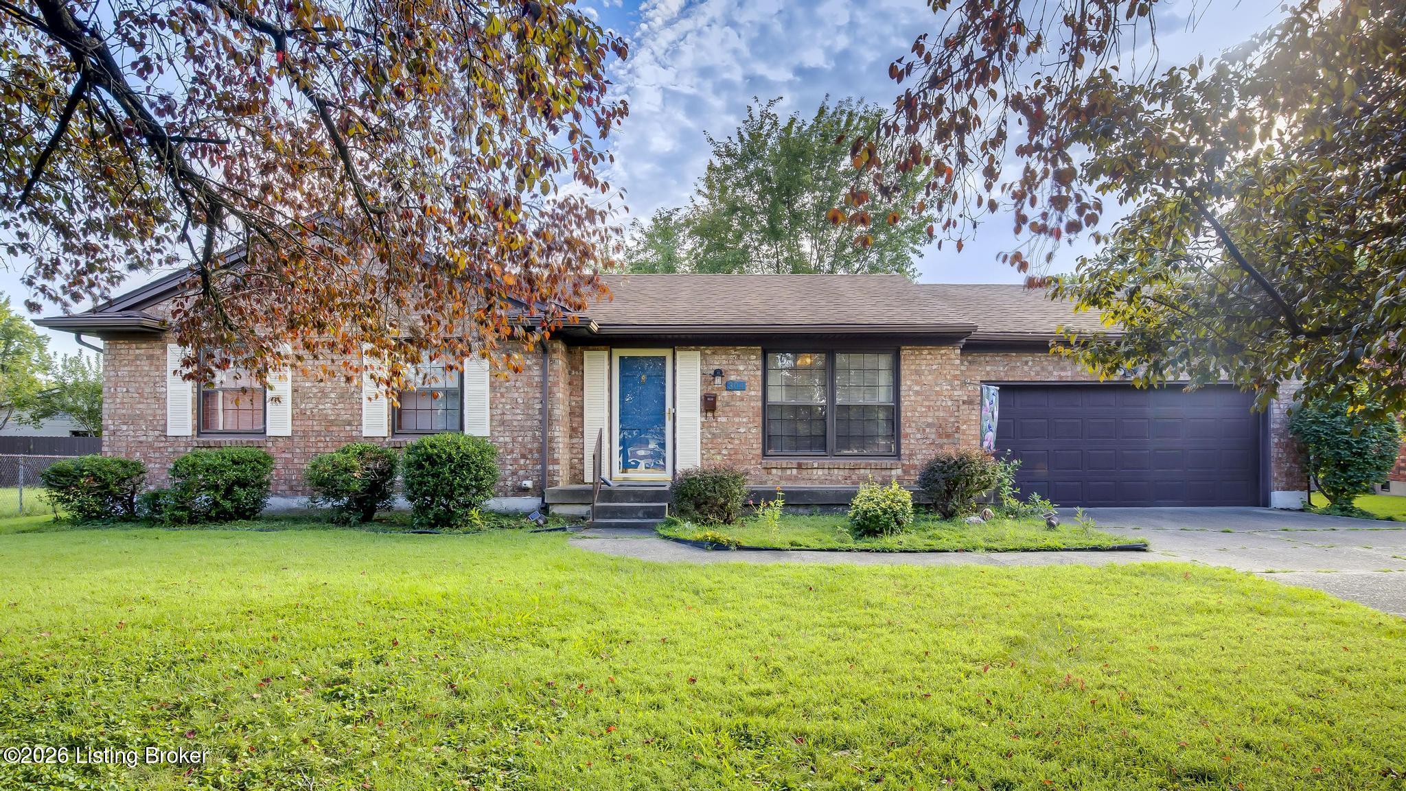 304 Patriot Ct — photo