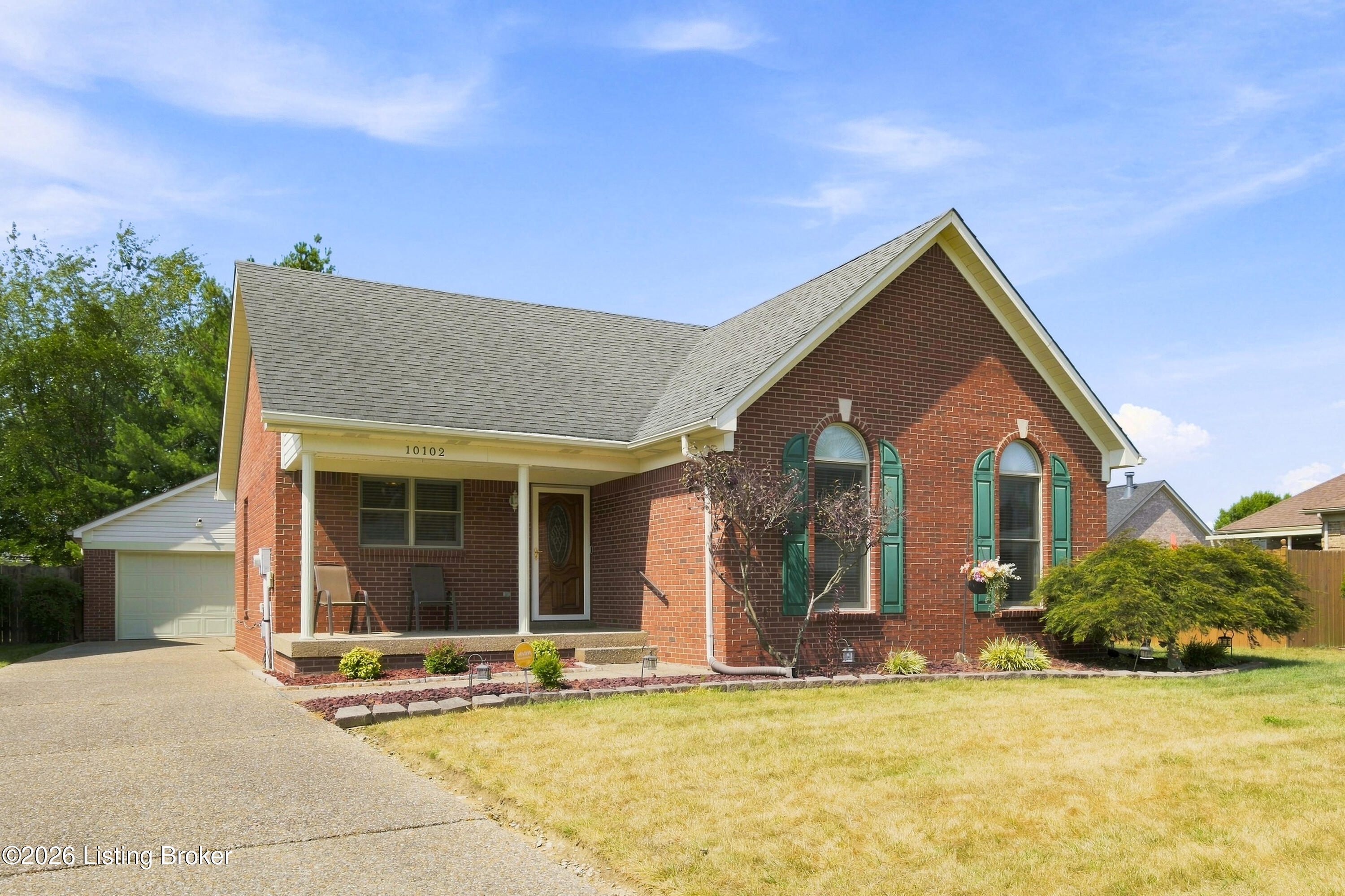 10102 Lanson Ct — photo