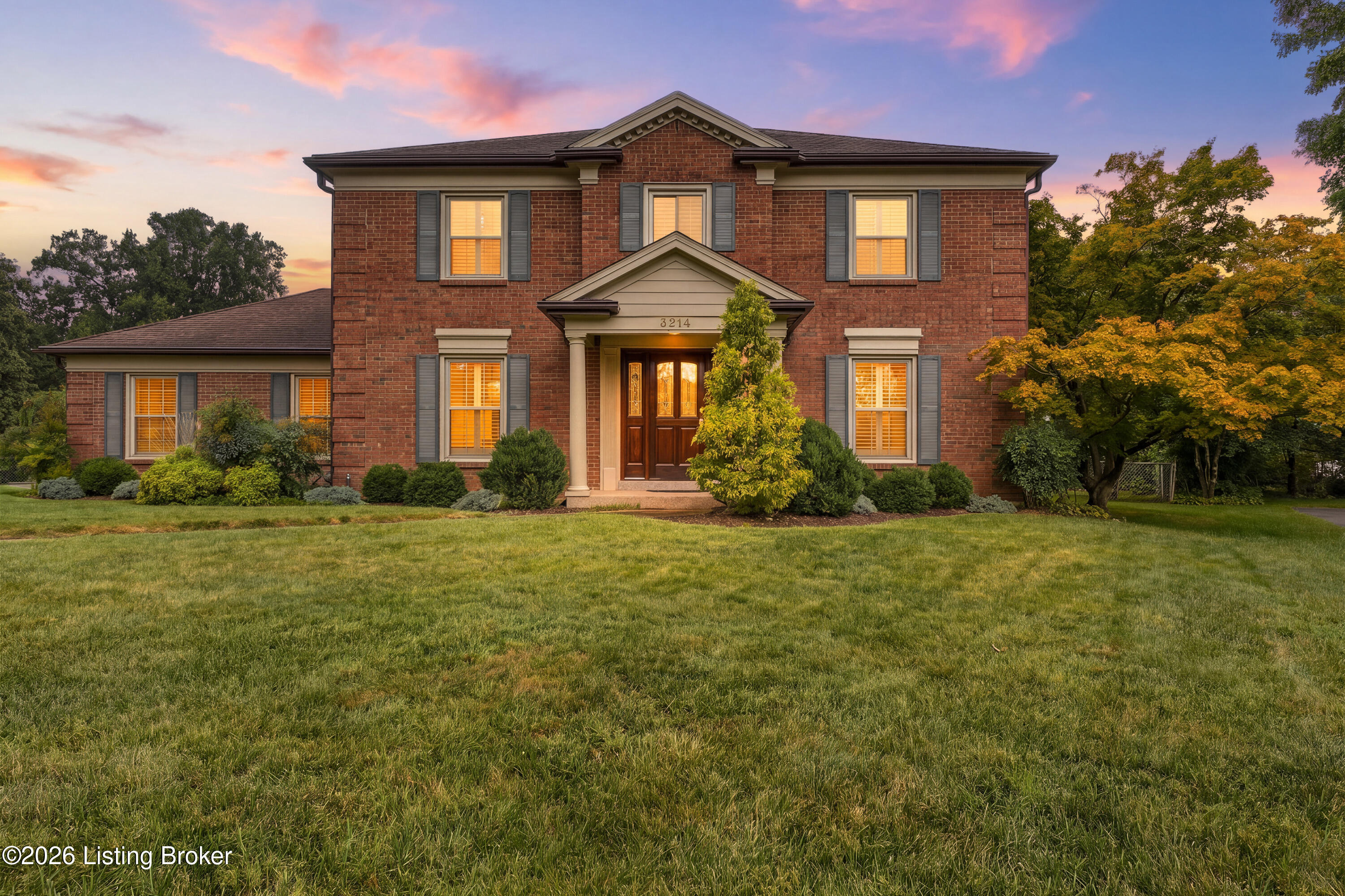 3214 Dinah Ct — photo